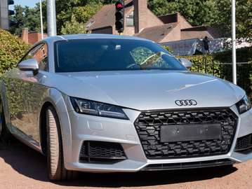 TT Coupe 1.8 TFSI S tronic
