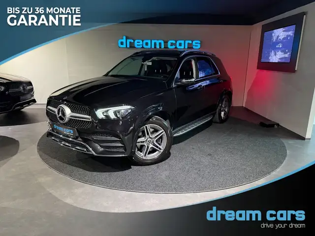 Mercedes-Benz GLE 300 d AMG Line 4Matic / PANO / BURMESTER /