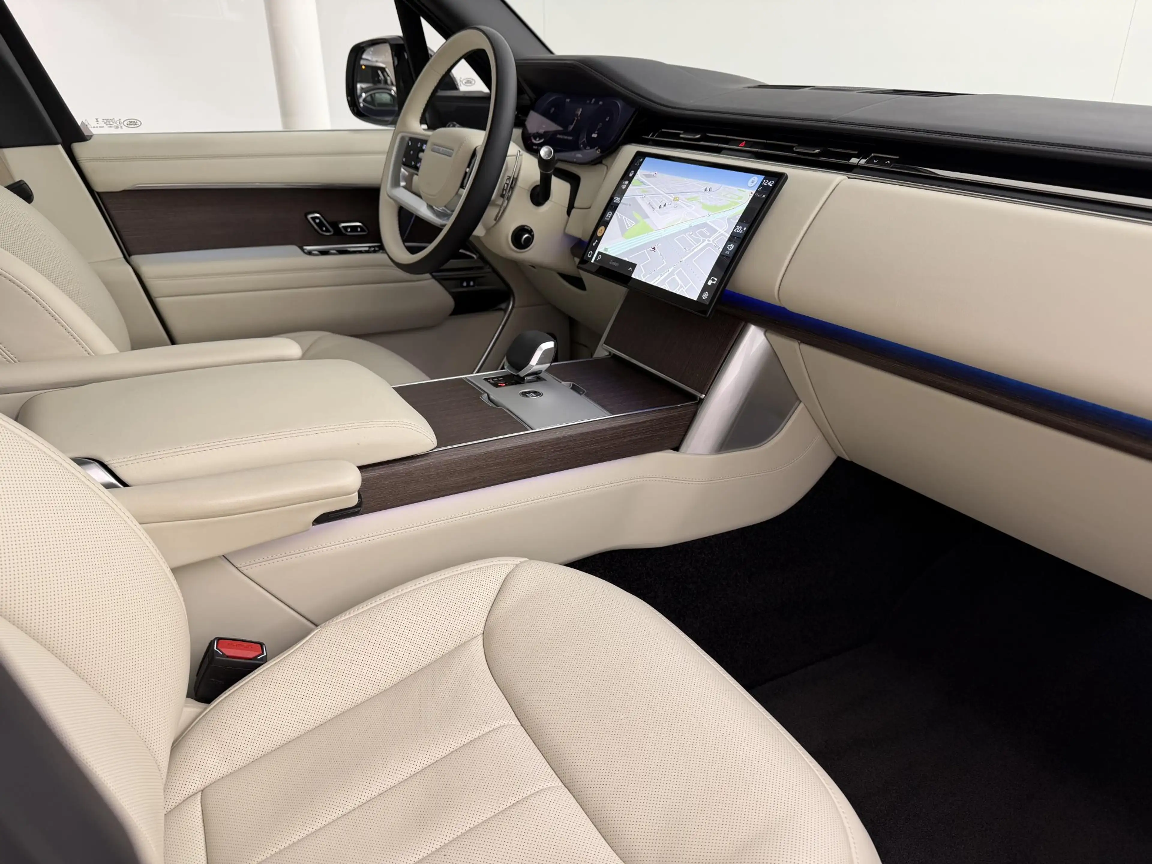 Land Rover Range Rover P550e Autobiography | Massage | Panoramadak | HUD — photo 6