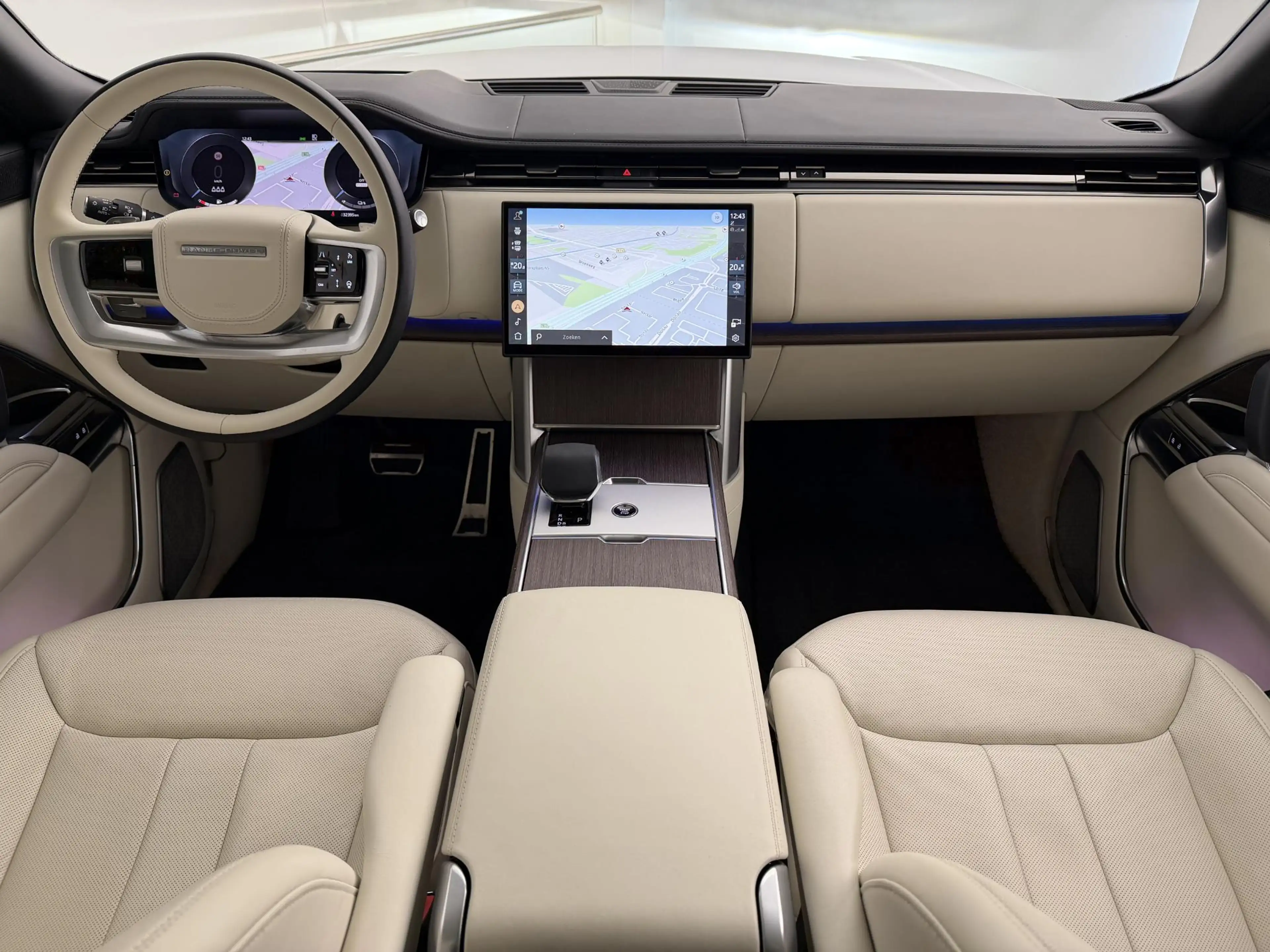 Land Rover Range Rover P550e Autobiography | Massage | Panoramadak | HUD — photo 8