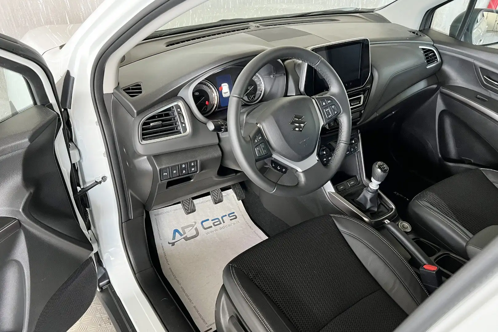 Suzuki S-Cross 1.4 Hybrid 2WD Top + Grigio - 2