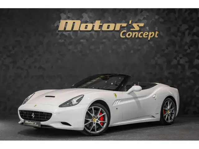 Ferrari California 4.3 V8