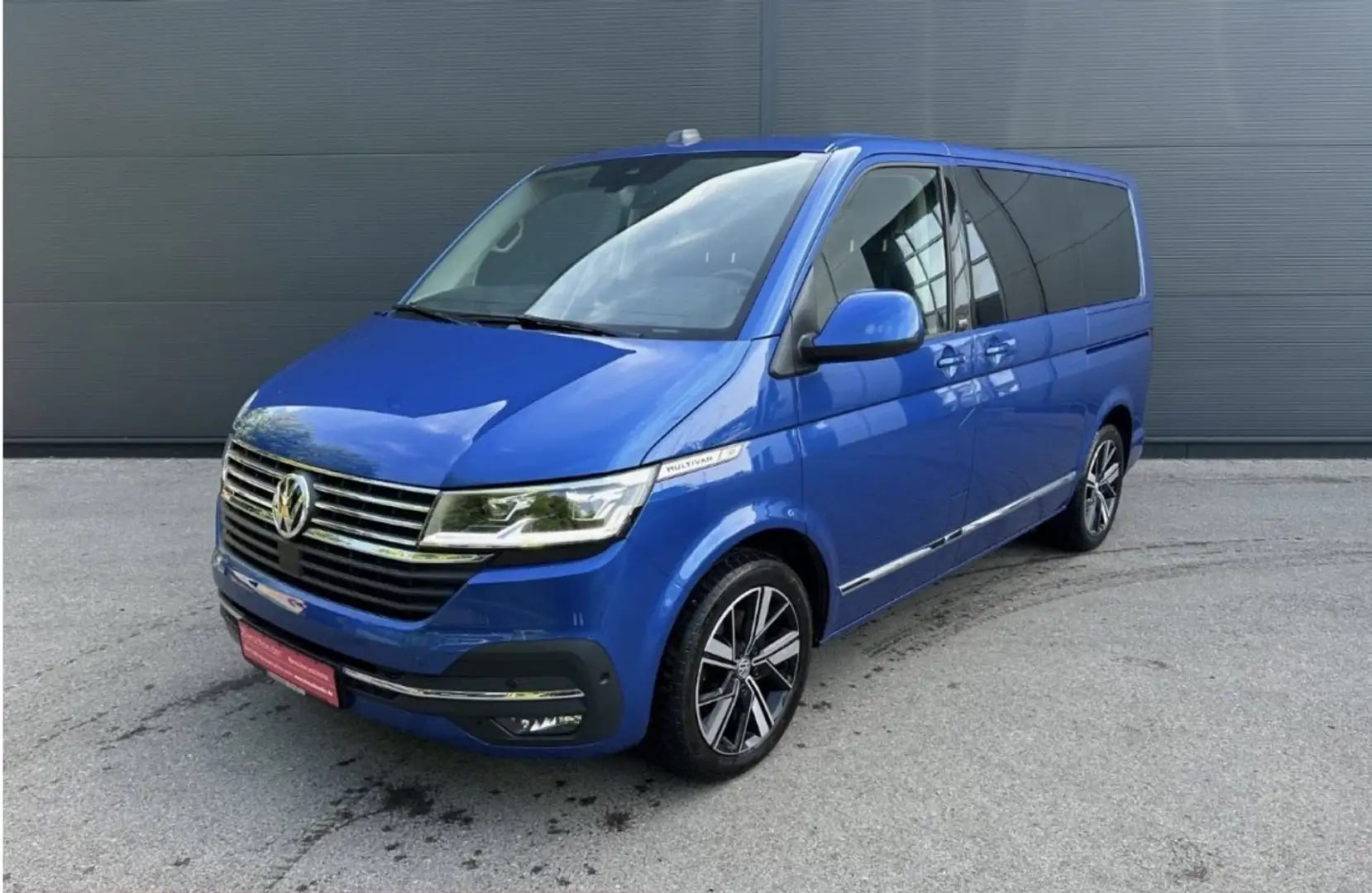 Volkswagen T6.1 Multivan DSG Kurz 4MOTION Highline - 1