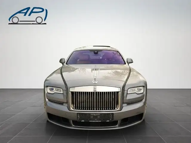 Rolls-Royce Ghost /ACC/Head up/Kamera/Top View/Pano/Night/21"