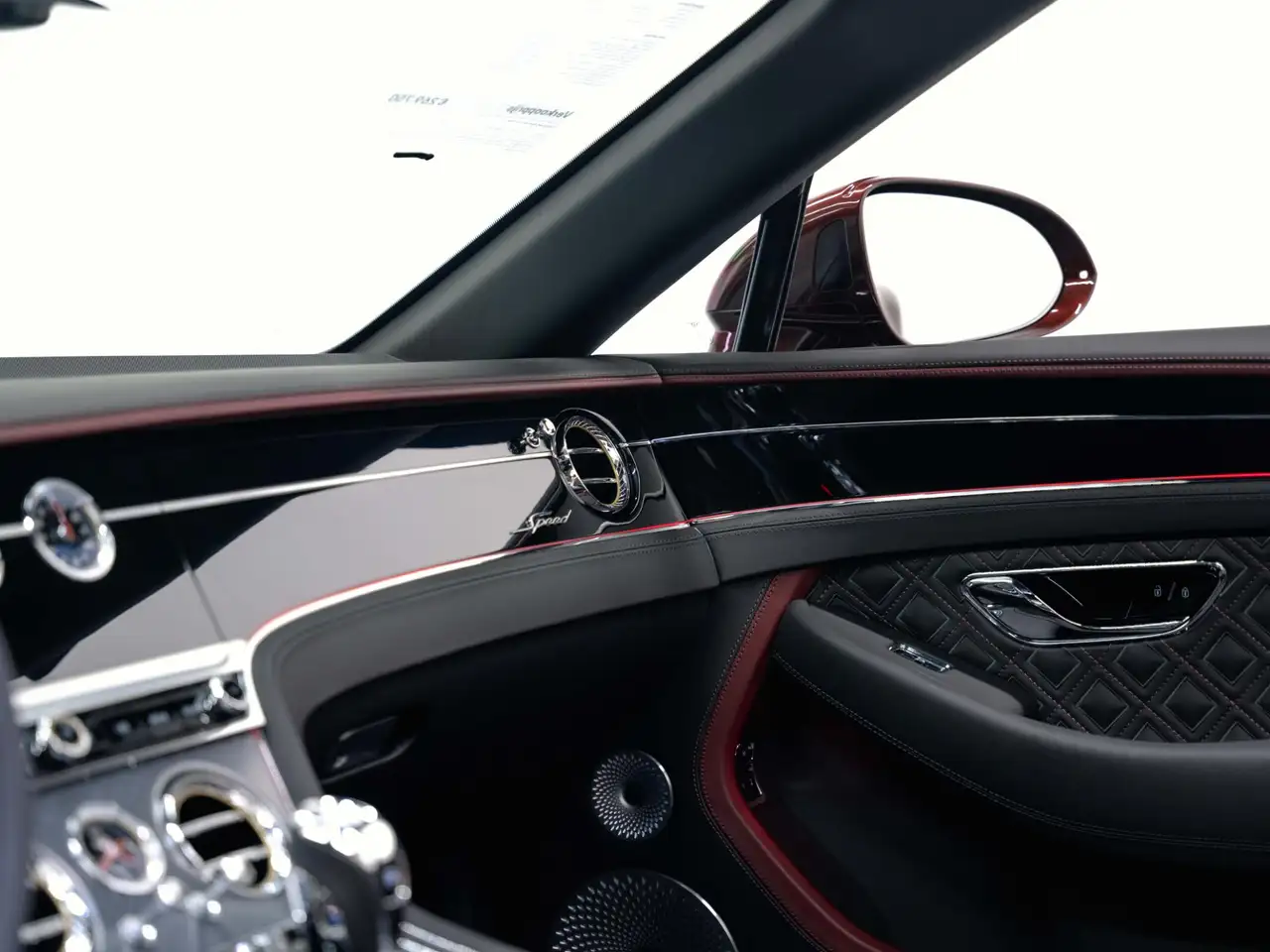 Bentley Continental GTC 2023 — фото 13