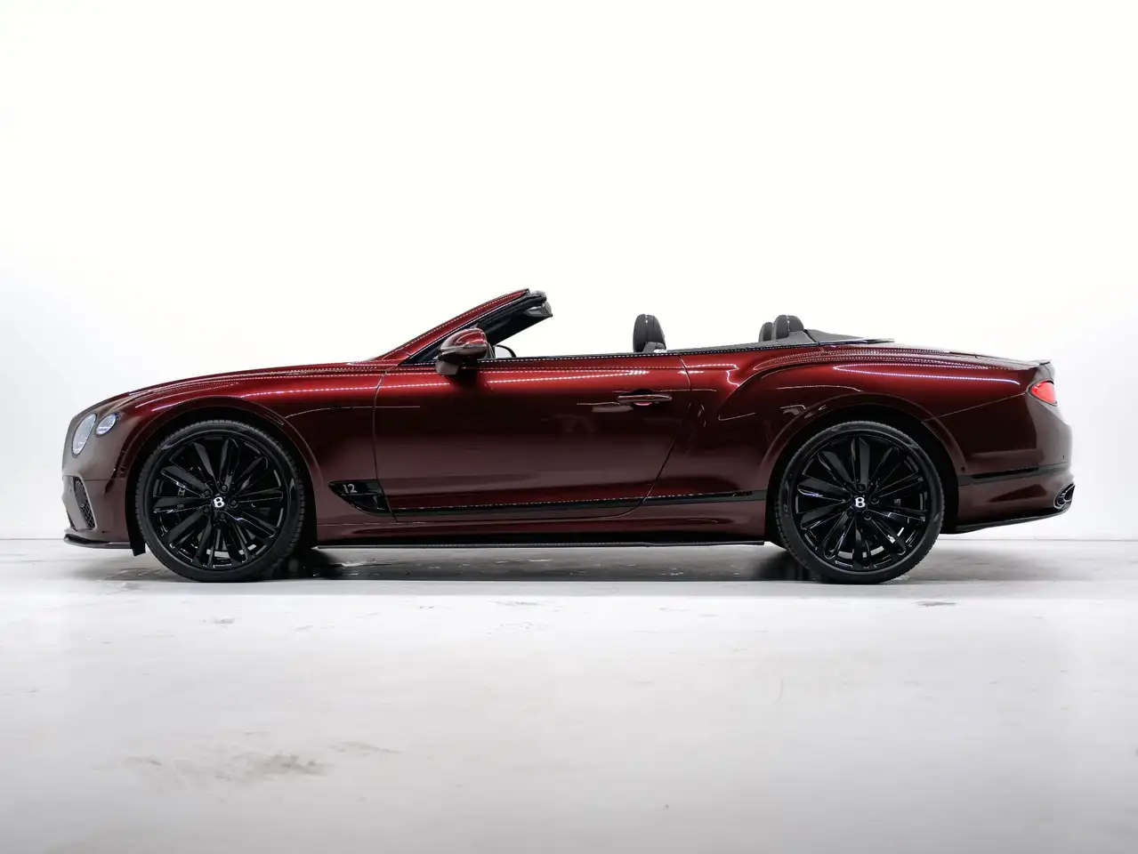 Bentley Continental GTC 2023
