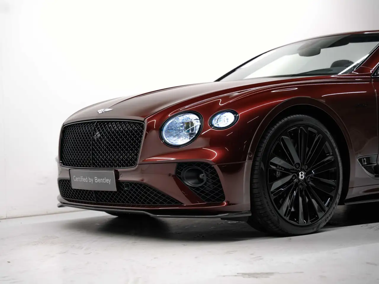 Bentley Continental GTC 2023