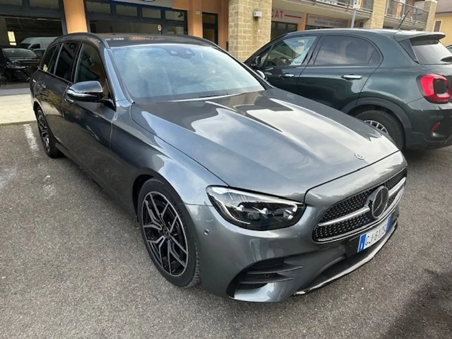 Mercedes-Benz E 220 E SW 220 d Sport 4matic auto AMG Gris - 2