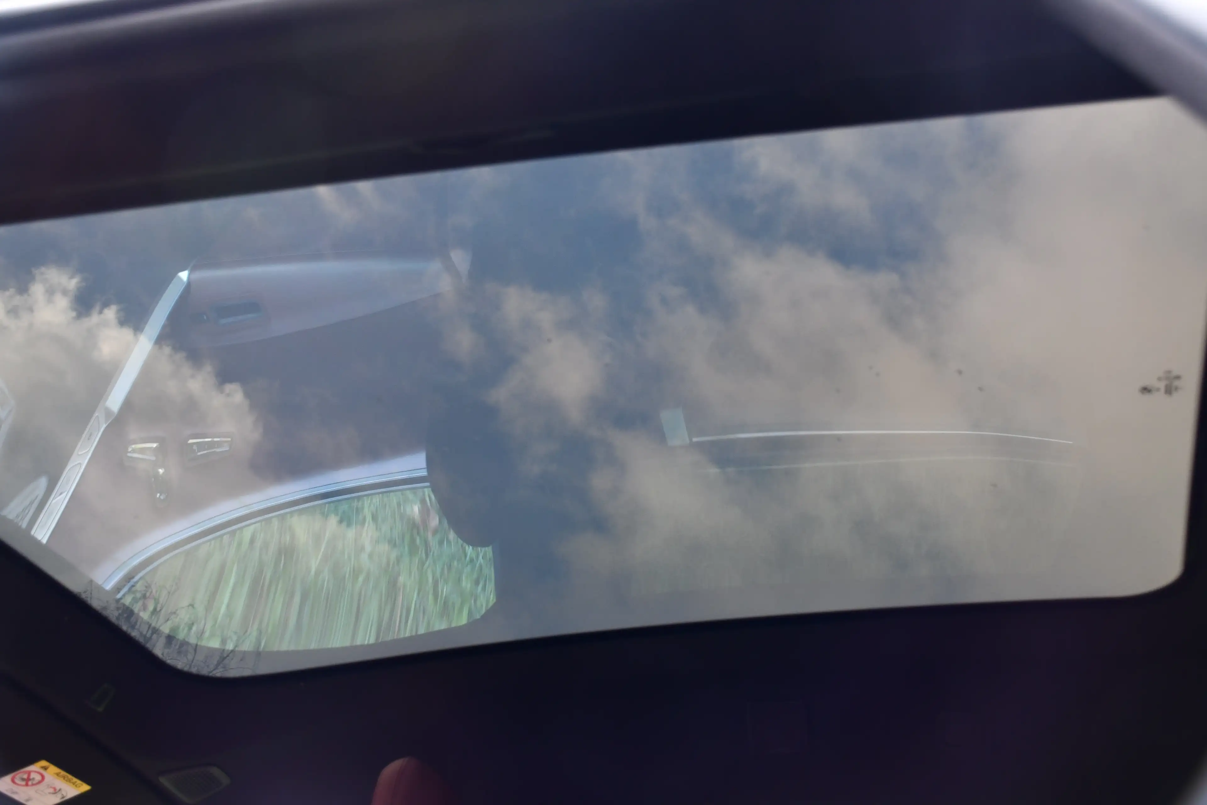BMW iX iX 76.6 kWh xDrive40 — photo 8