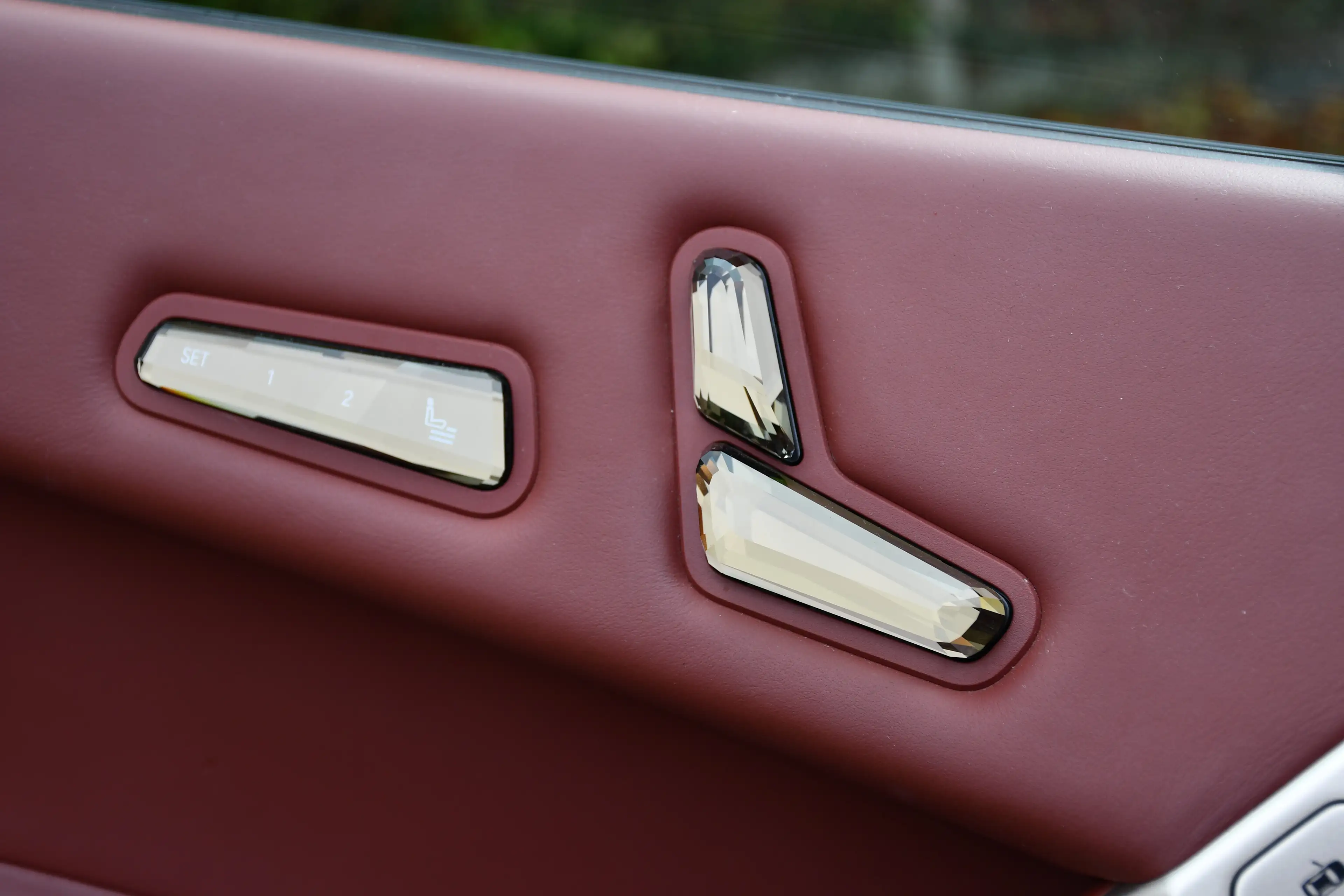 BMW iX iX 76.6 kWh xDrive40 — photo 4