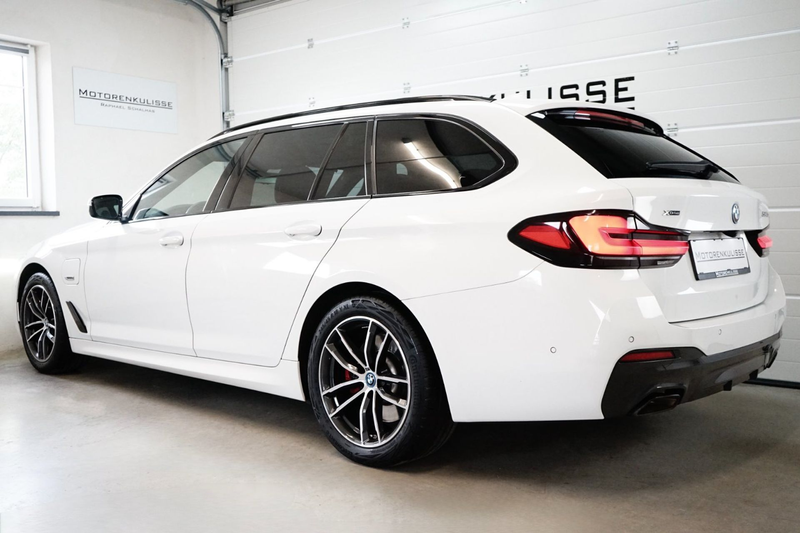 BMW 530 e M Sport Aut. - PANO - ACC - HIFI - LC Prof. — photo 6