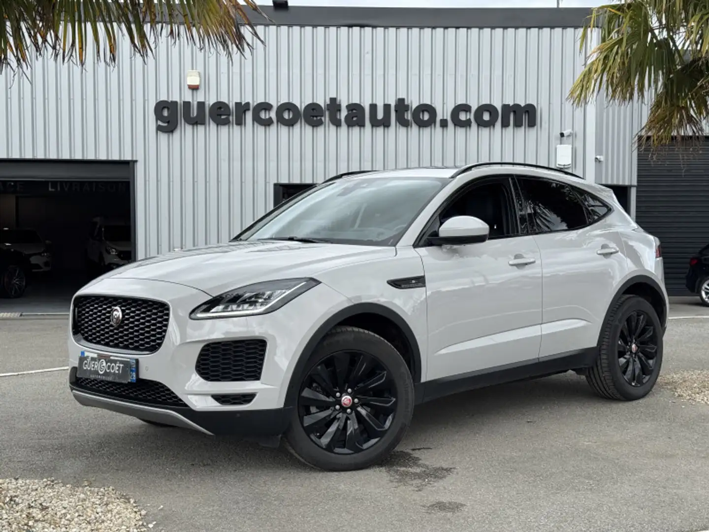 Jaguar E-Pace 2.0D 180CH S AWD BVA9 Grijs - 1