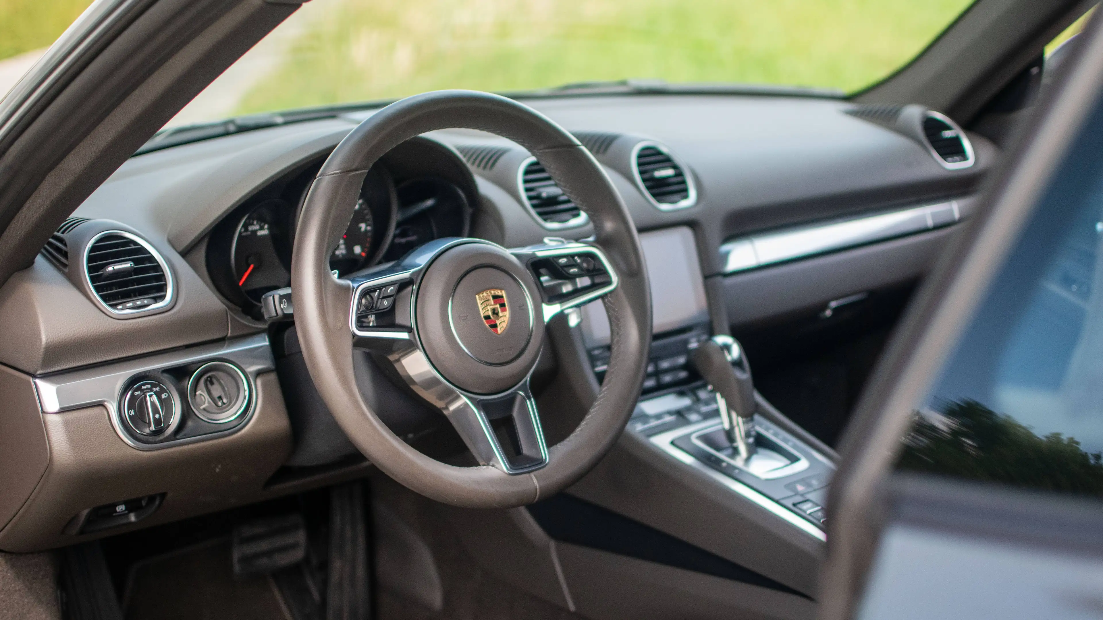 Porsche 718 718 Cayman PDK | LIKE NEW — photo 11