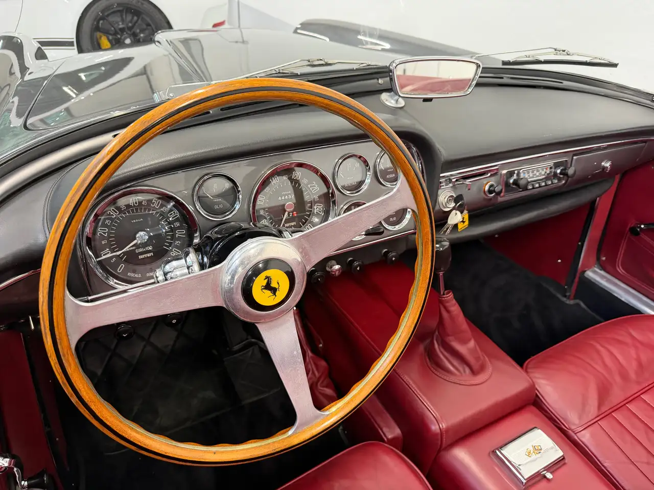 Ferrari 250 GT Pininfarina Cabriolet series II, foto 6