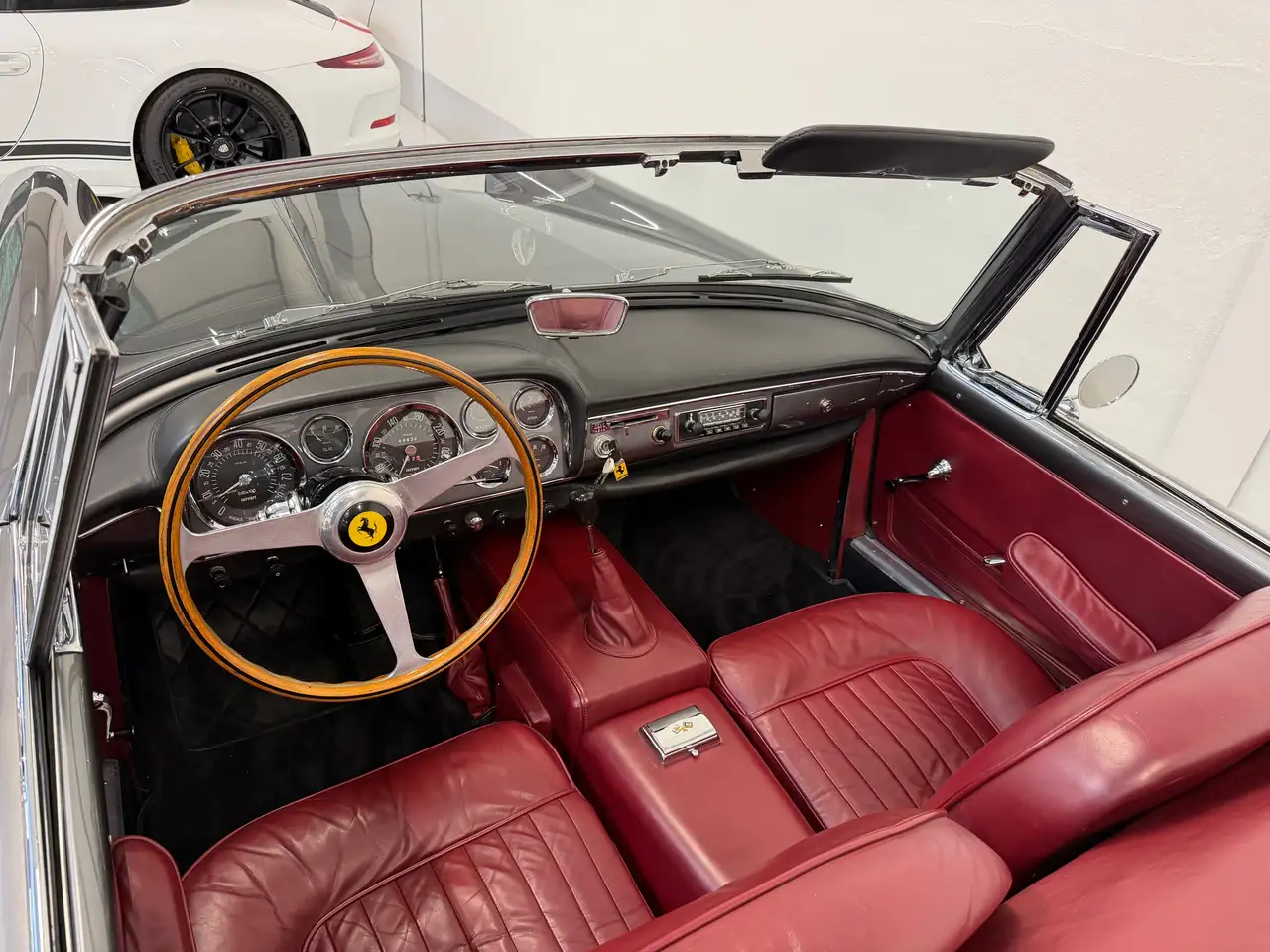 Ferrari 250 GT Pininfarina Cabriolet series II, foto 5