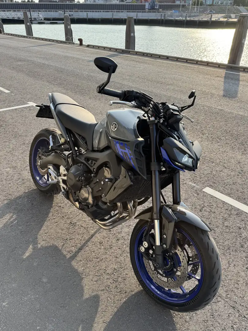 Yamaha MT-09 Quickshifter, ABS, Traction Control System - 2