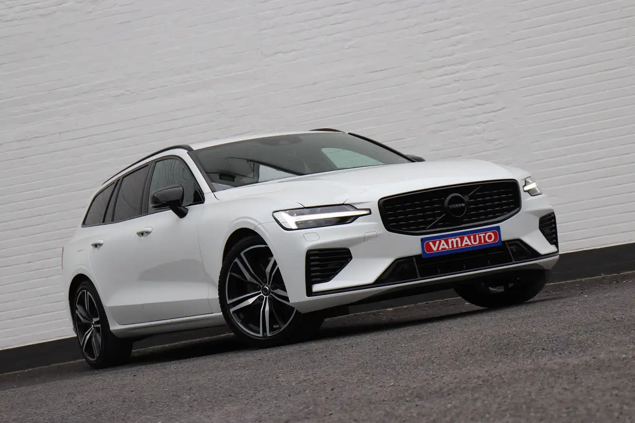Volvo V60 T6 Recharge AWD PHEV R-Design Black/H&K/Cam/19", миниатюра 9