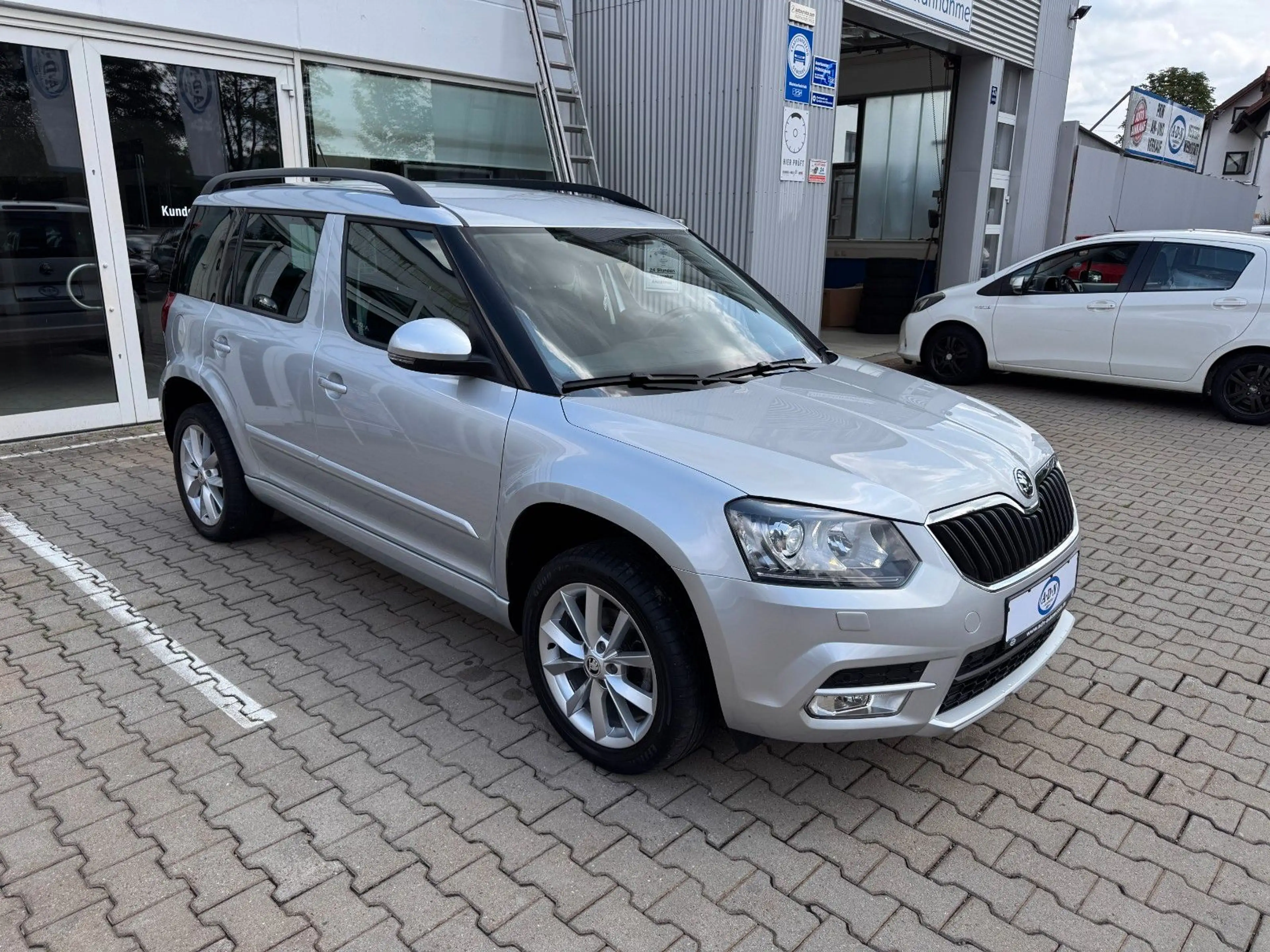 Skoda Yeti Style 2.0 TDI 4x4 DSG AHK*Xenon*Navi*8fach — photo 5