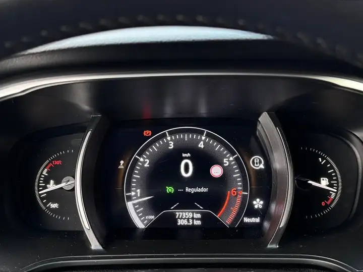 Renault Mégane 2018, foto 28