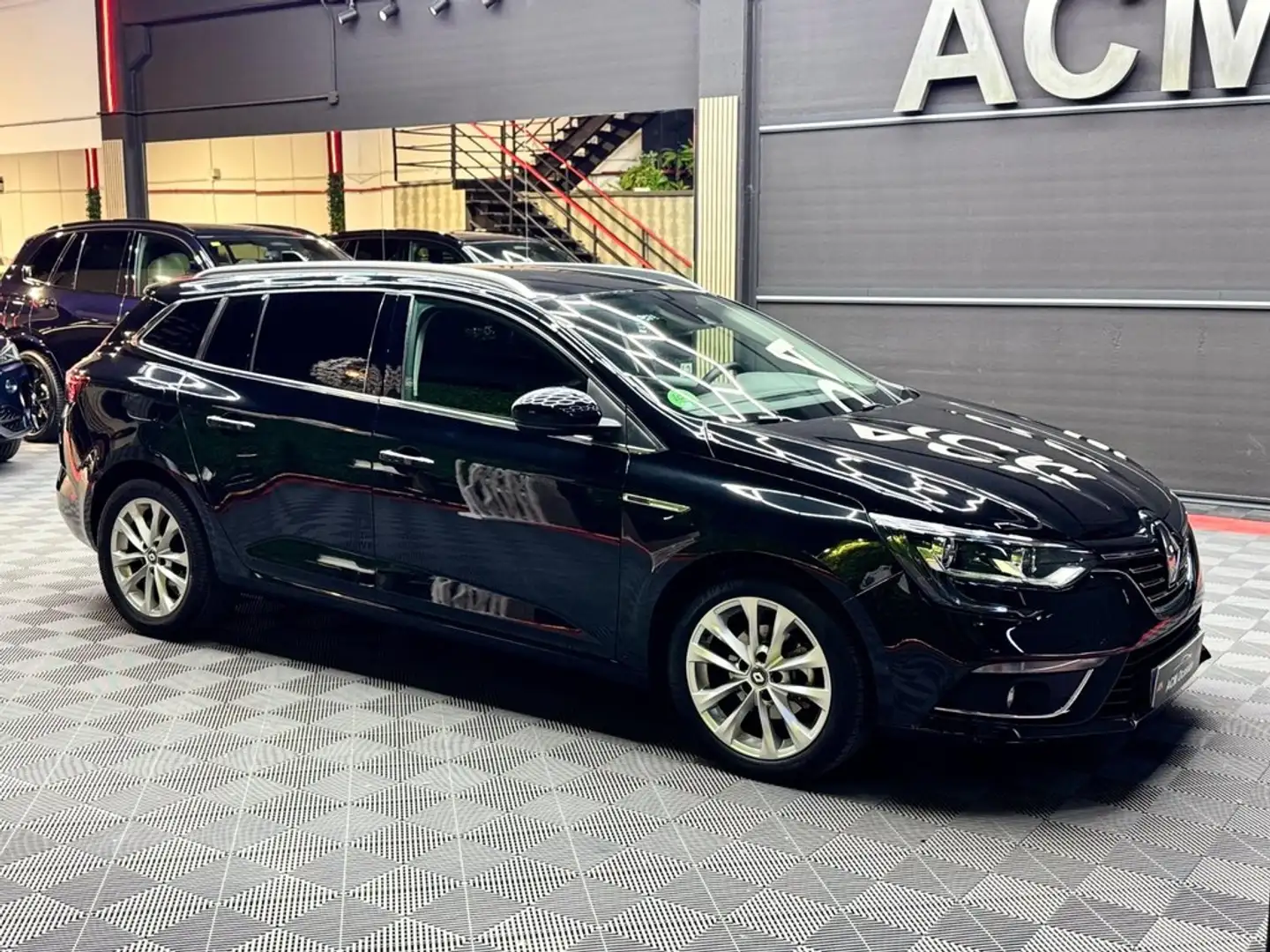 Renault Megane Sp. Tourer Zen En. TCe 97kW (130CV) Negro - 2