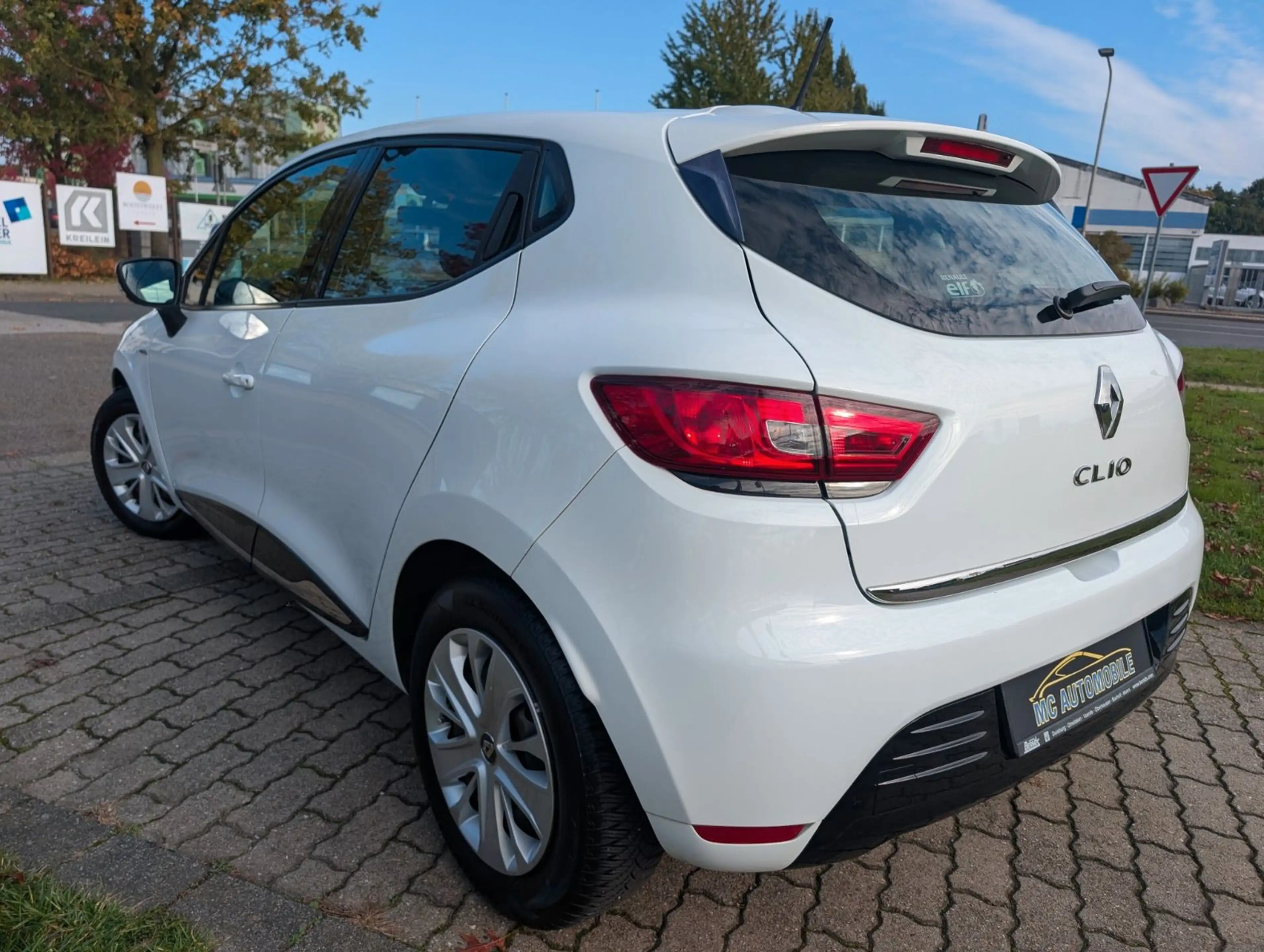 Renault Clio IV Limited*KLIMA*NAVI*TEMPOMAT*BLUETOOTH ! — photo 14