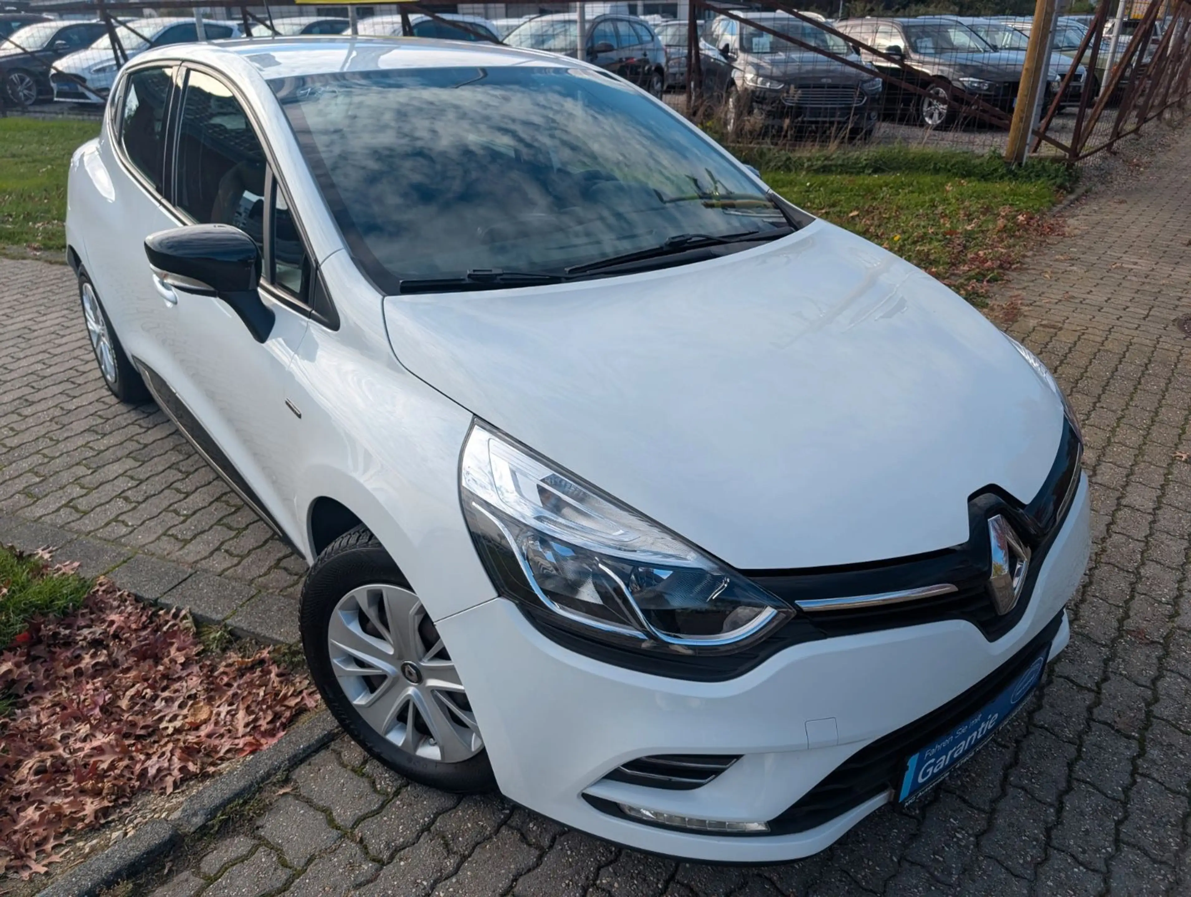 Renault Clio IV Limited*KLIMA*NAVI*TEMPOMAT*BLUETOOTH ! — photo 9