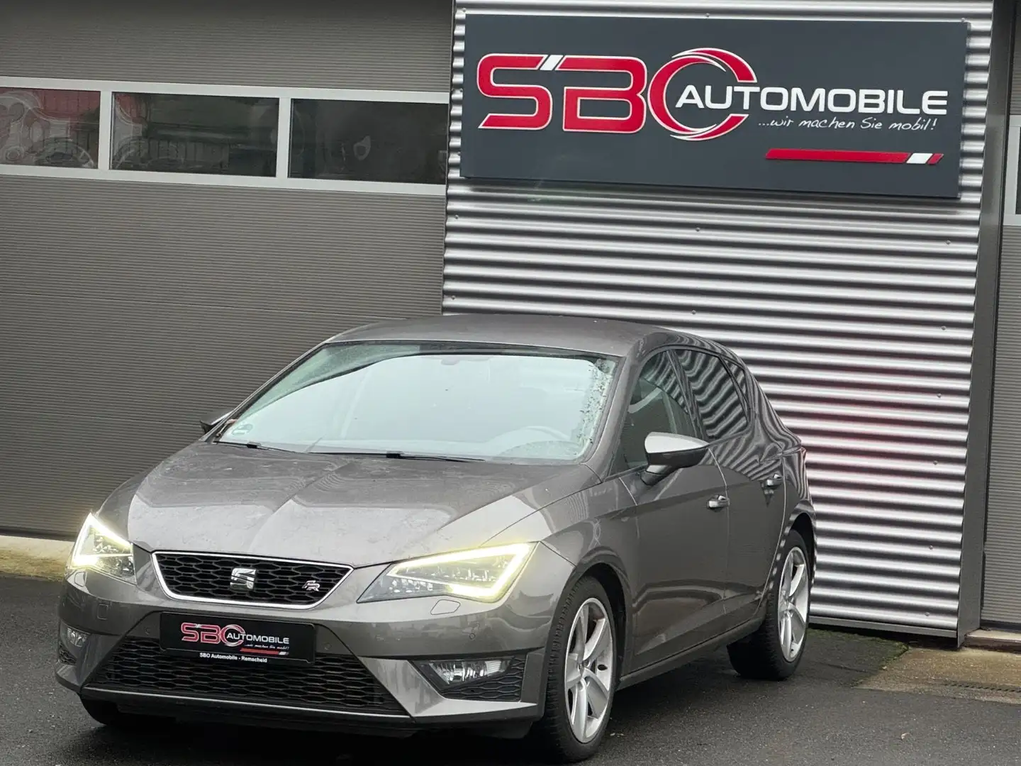 SEAT Leon FR Šedá - 1