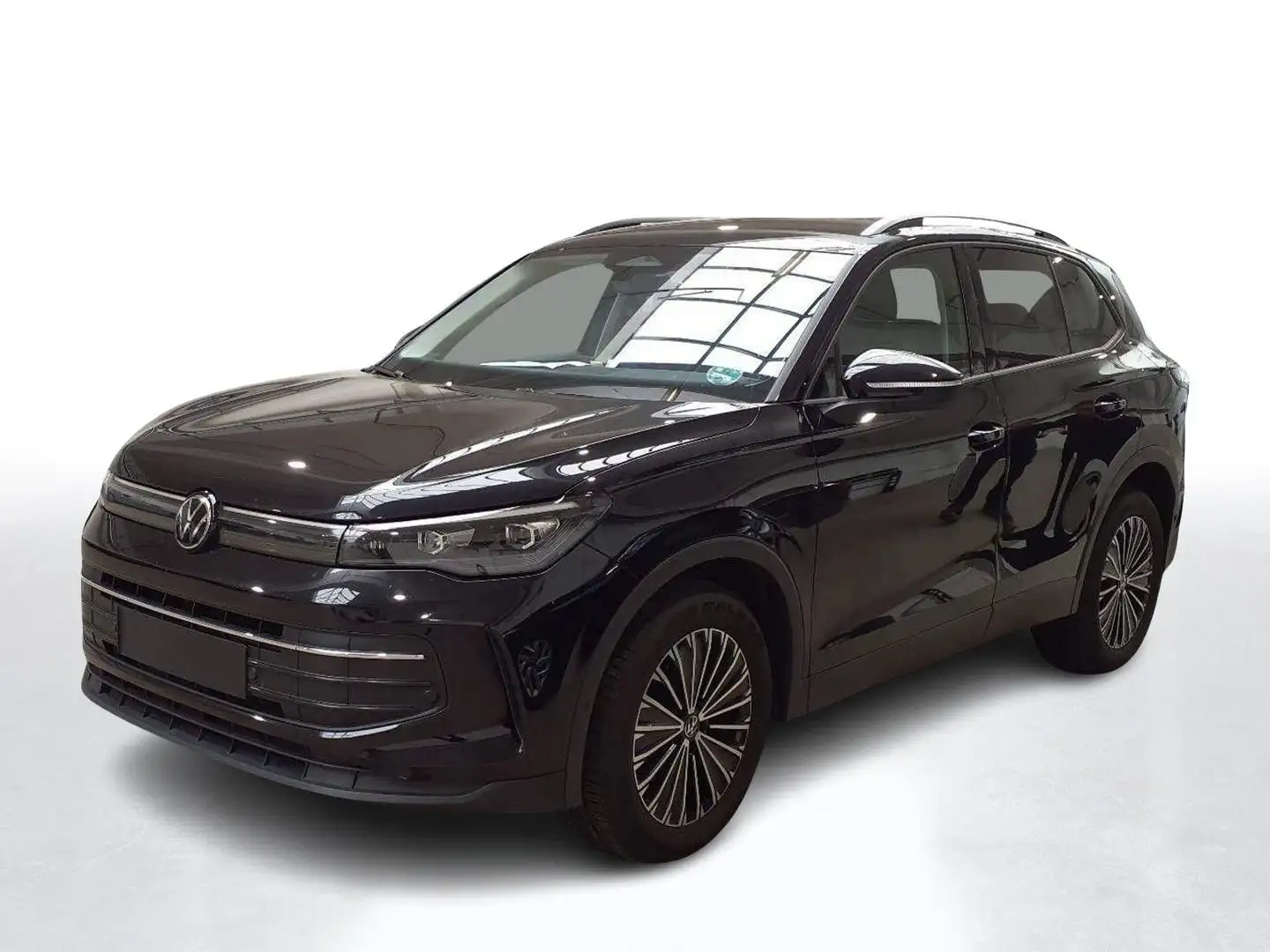 Volkswagen Tiguan 1.5 eTSI DSG Life R-Kam AHK LED SHZ PDC Zwart - 2