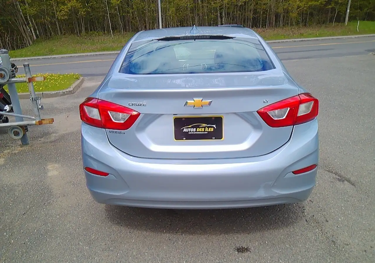 Chevrolet Cruze снимка Chevrolet Cruze