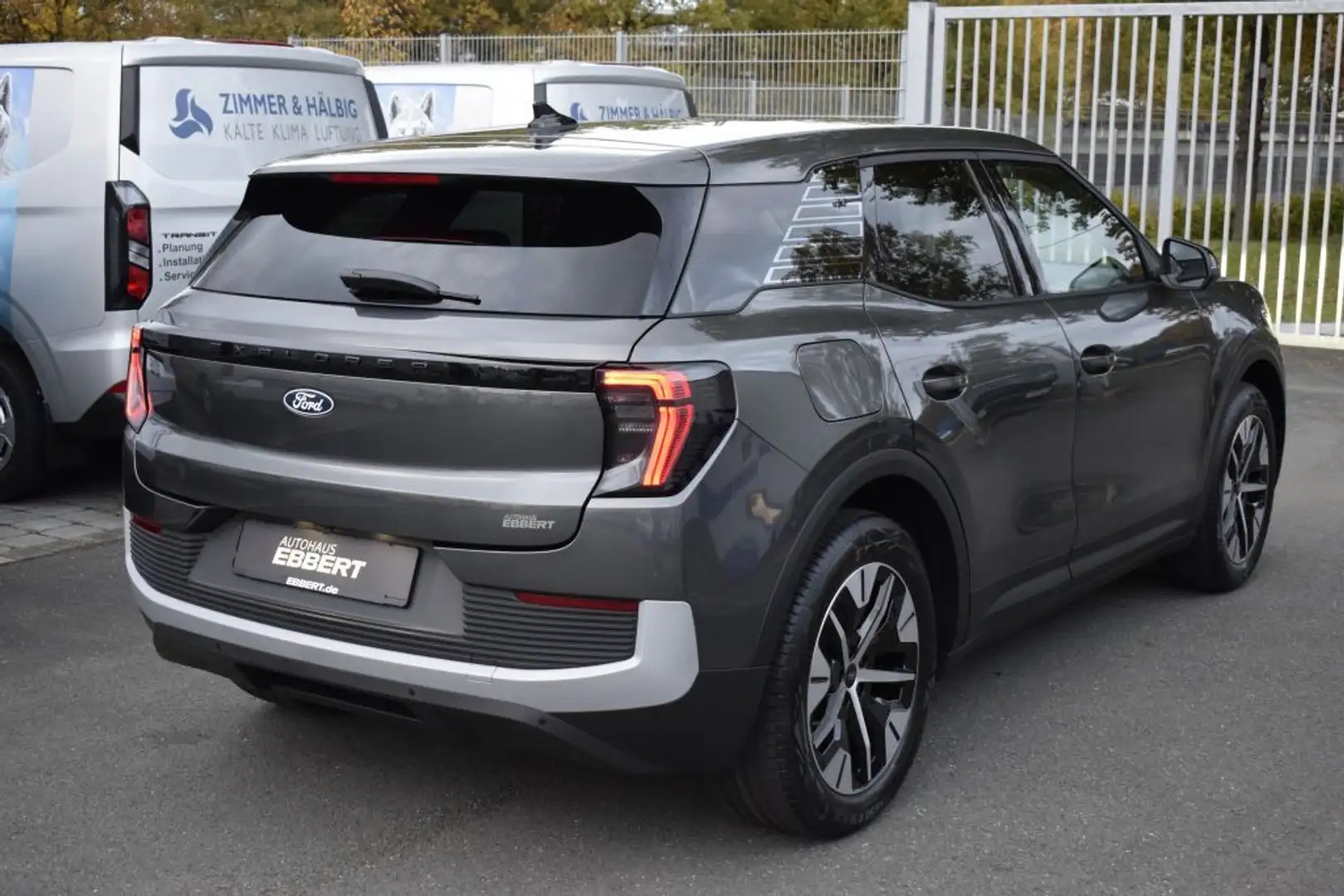 Ford Explorer Extended Range RWD 77kWh, Kamera, LED Gris - 2