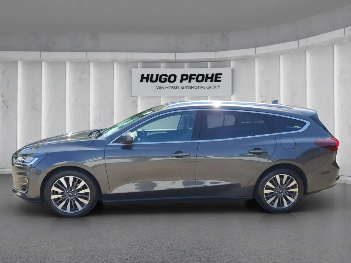 Ford Focus Vignale Titan Turnier 1.0 EB MHEV Autom LED Grau - 2