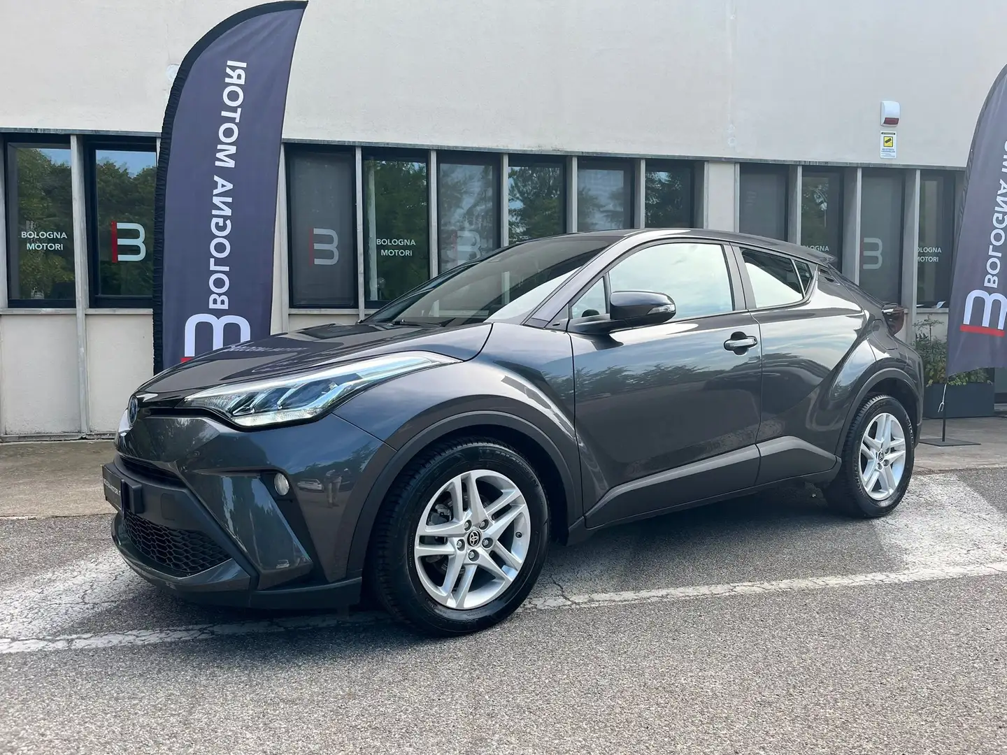 Toyota C-HR 1.8h Grijs - 1