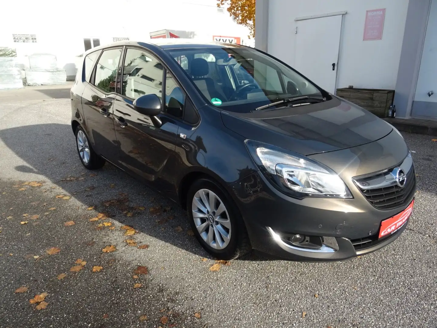 Opel Meriva B Style 1.6CDI Grau - 1