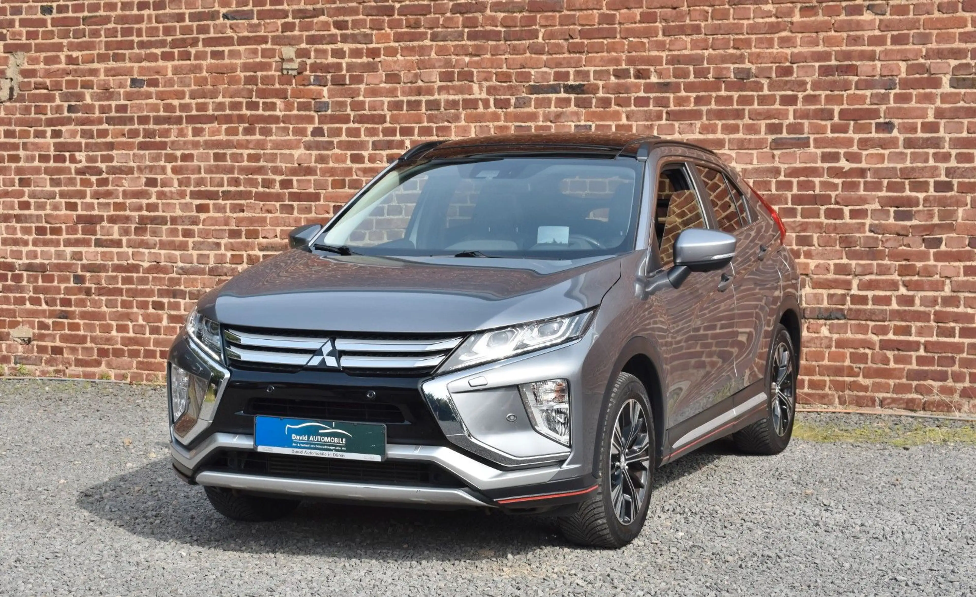 Mitsubishi Eclipse Cross TOP 4WD 360° LEDER LED PANO NAVI
