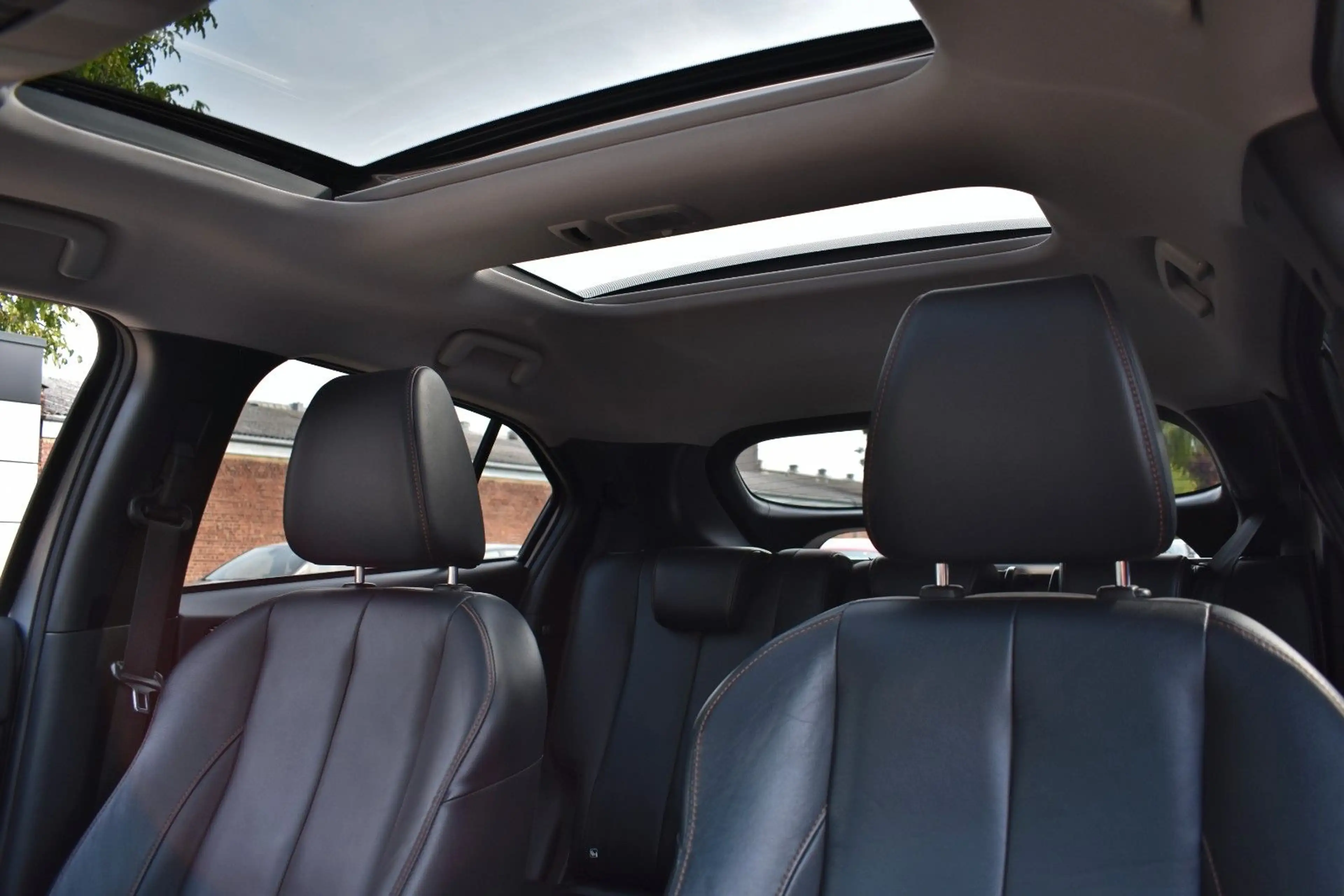 Mitsubishi Eclipse Cross TOP 4WD 360° LEDER LED PANO NAVI — photo 8