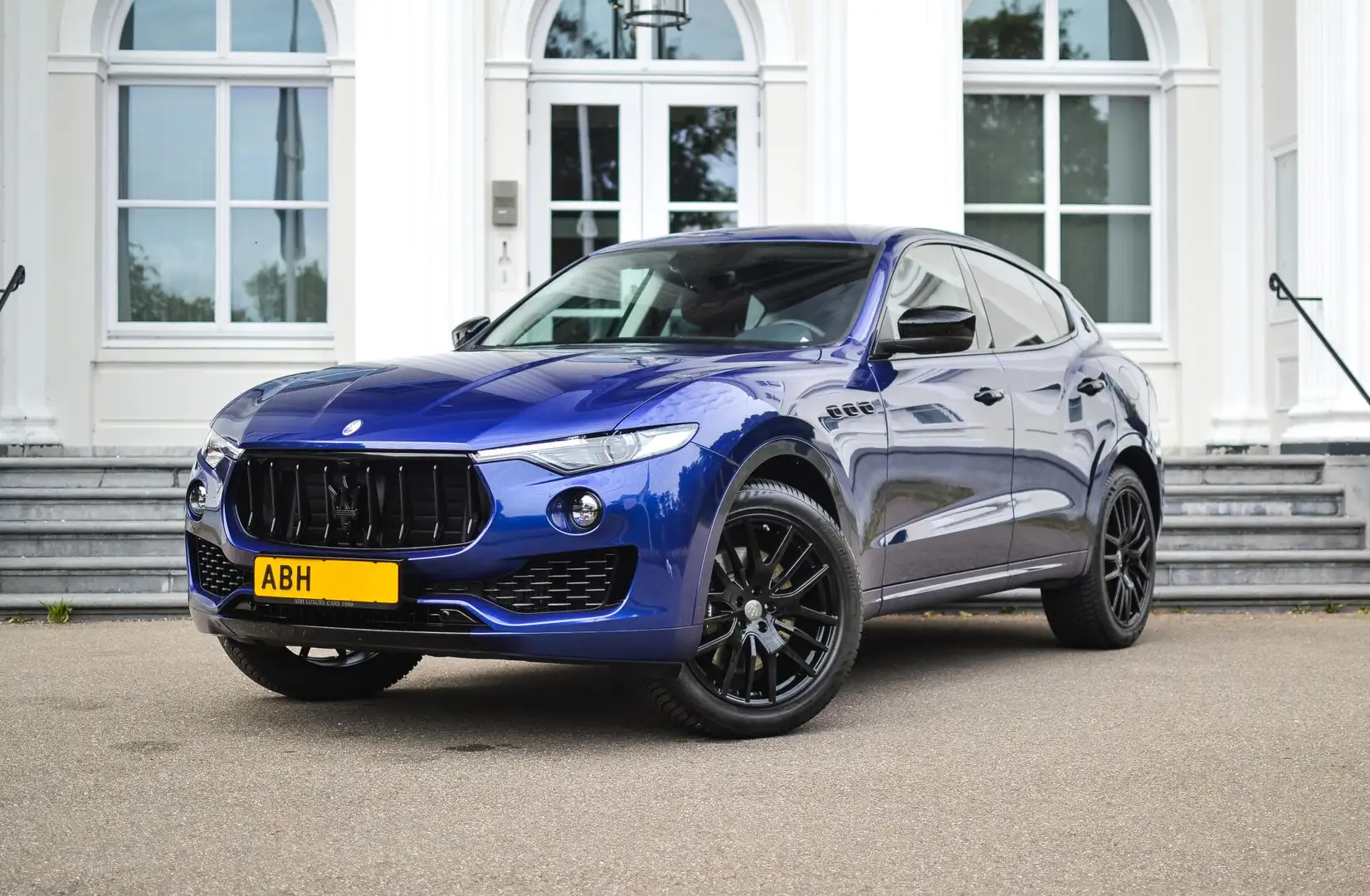 Maserati Levante 3.0 V6 S 430PK | Pano | NP 160.000 | Memory | - 1