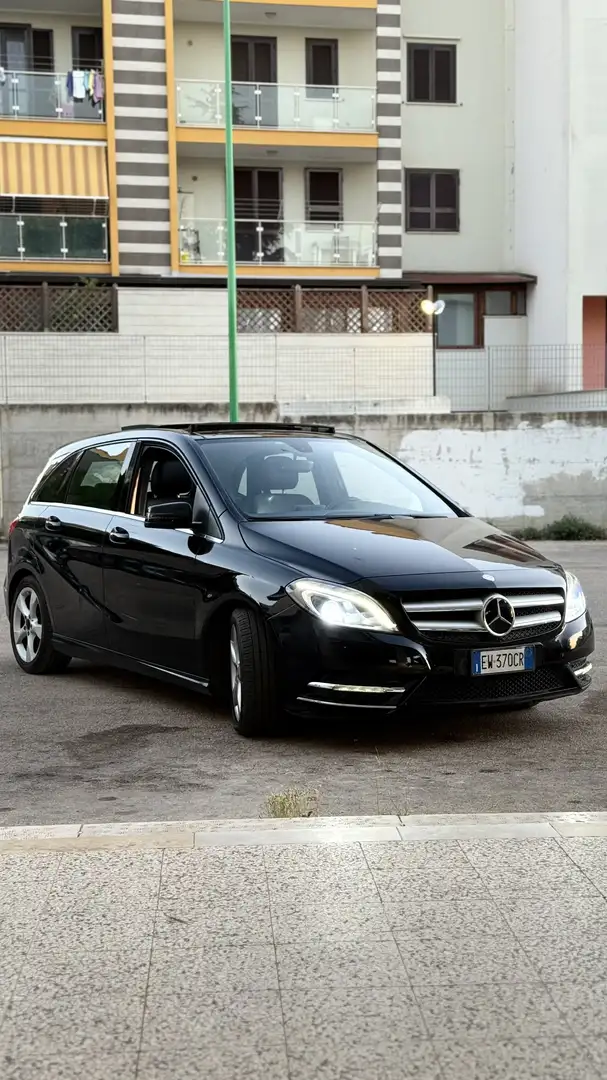 Mercedes-Benz B 180 Premium - 1
