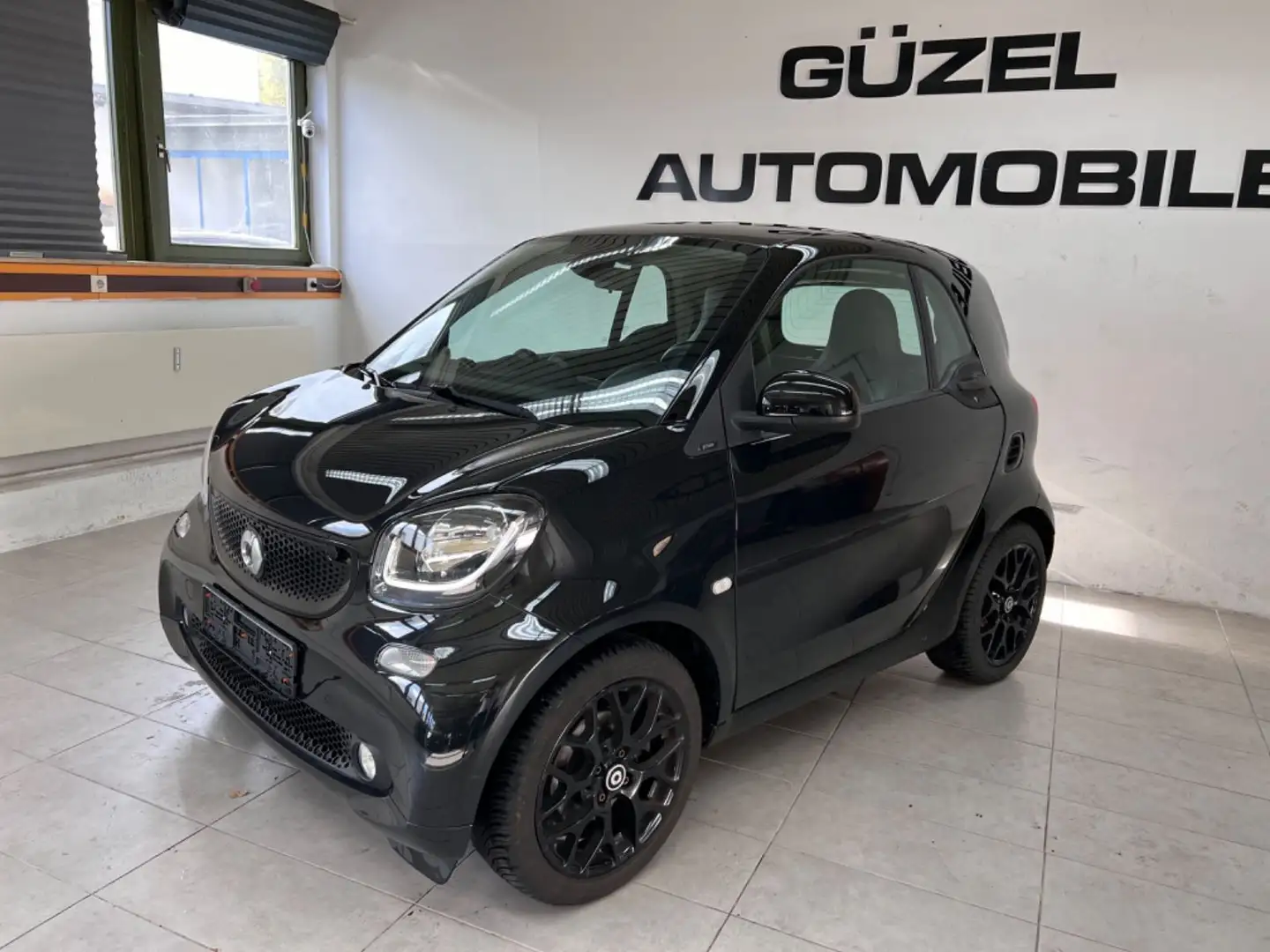 smart forTwo SPORT/AUT/PRIME/SPUR/PANO/SHZ/NAVI/LEDER/ Schwarz - 2