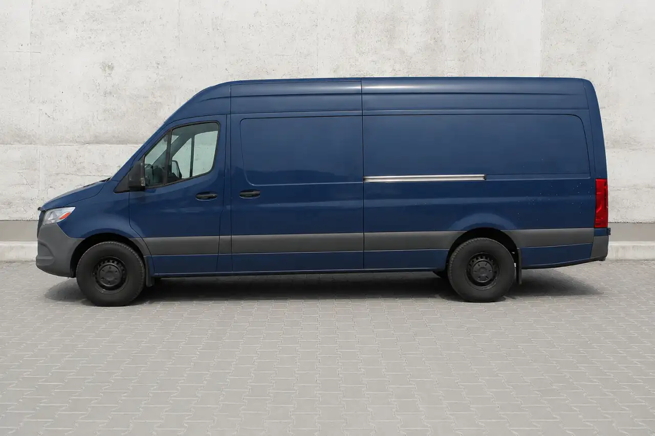 Mercedes-Benz Sprinter снимка Mercedes-Benz Sprinter