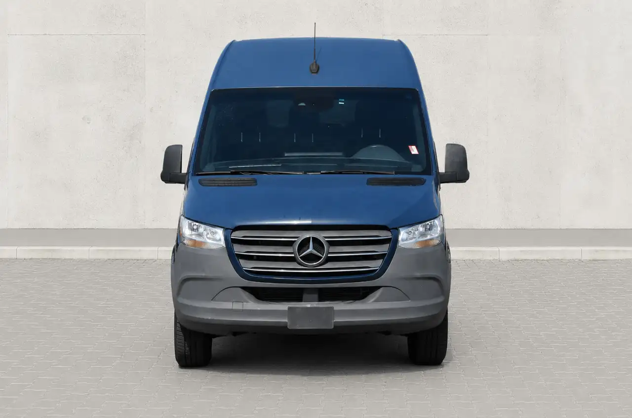 Mercedes-Benz Sprinter снимка Mercedes-Benz Sprinter