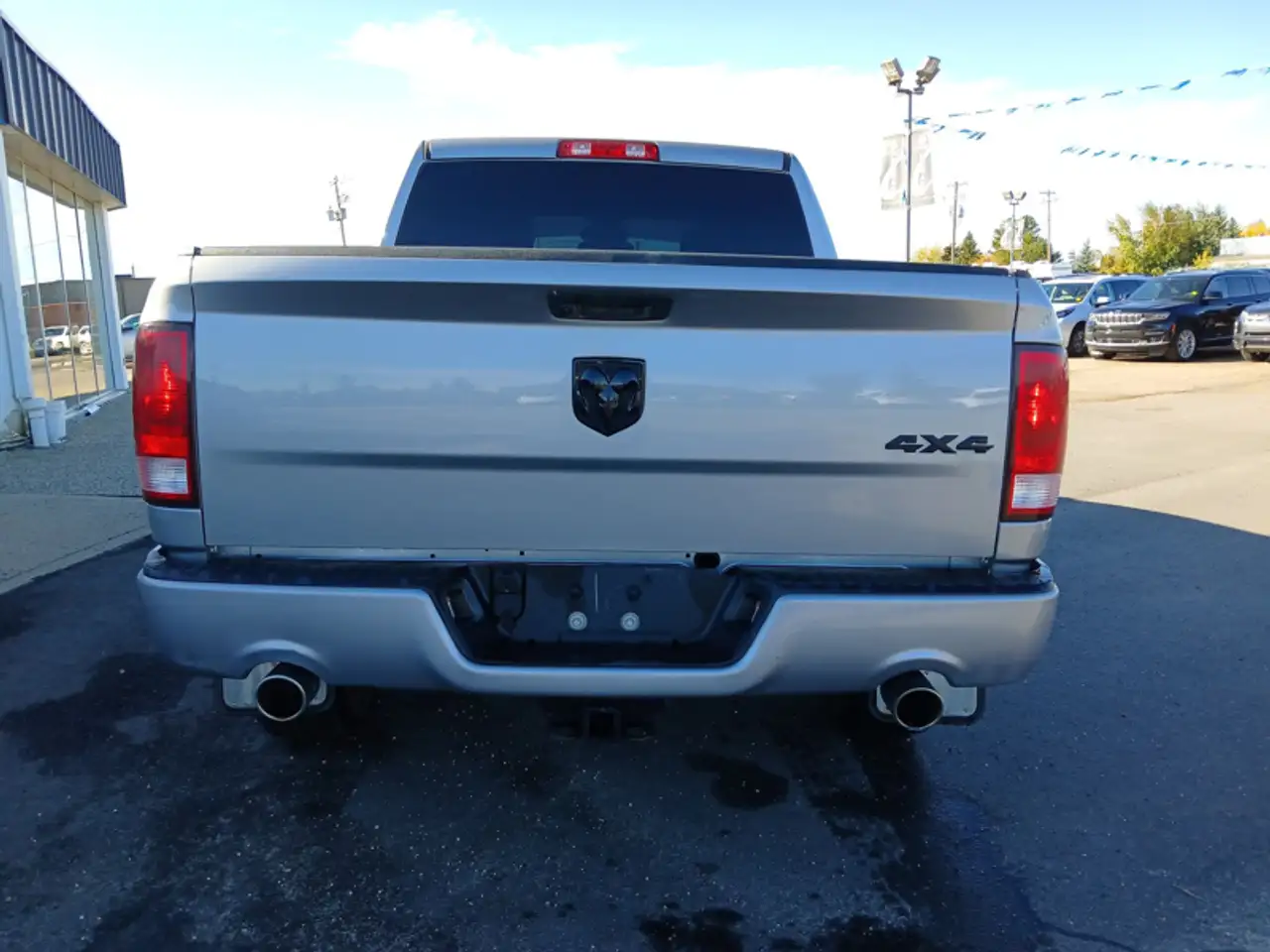 RAM 1500 снимка RAM 1500