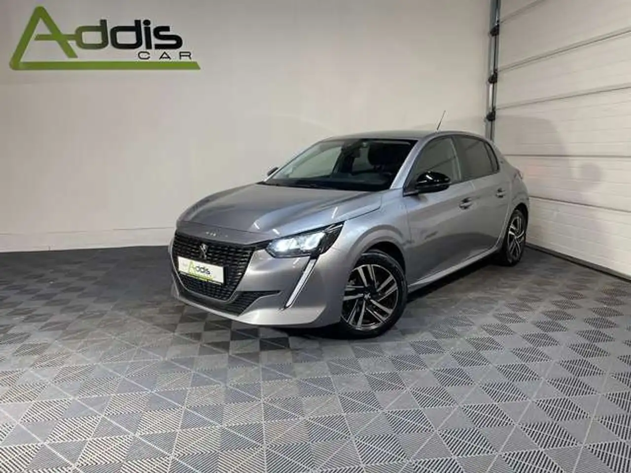 Peugeot 208 1.2 ESSENCE 75 CV STYLE CARPLAY 5P