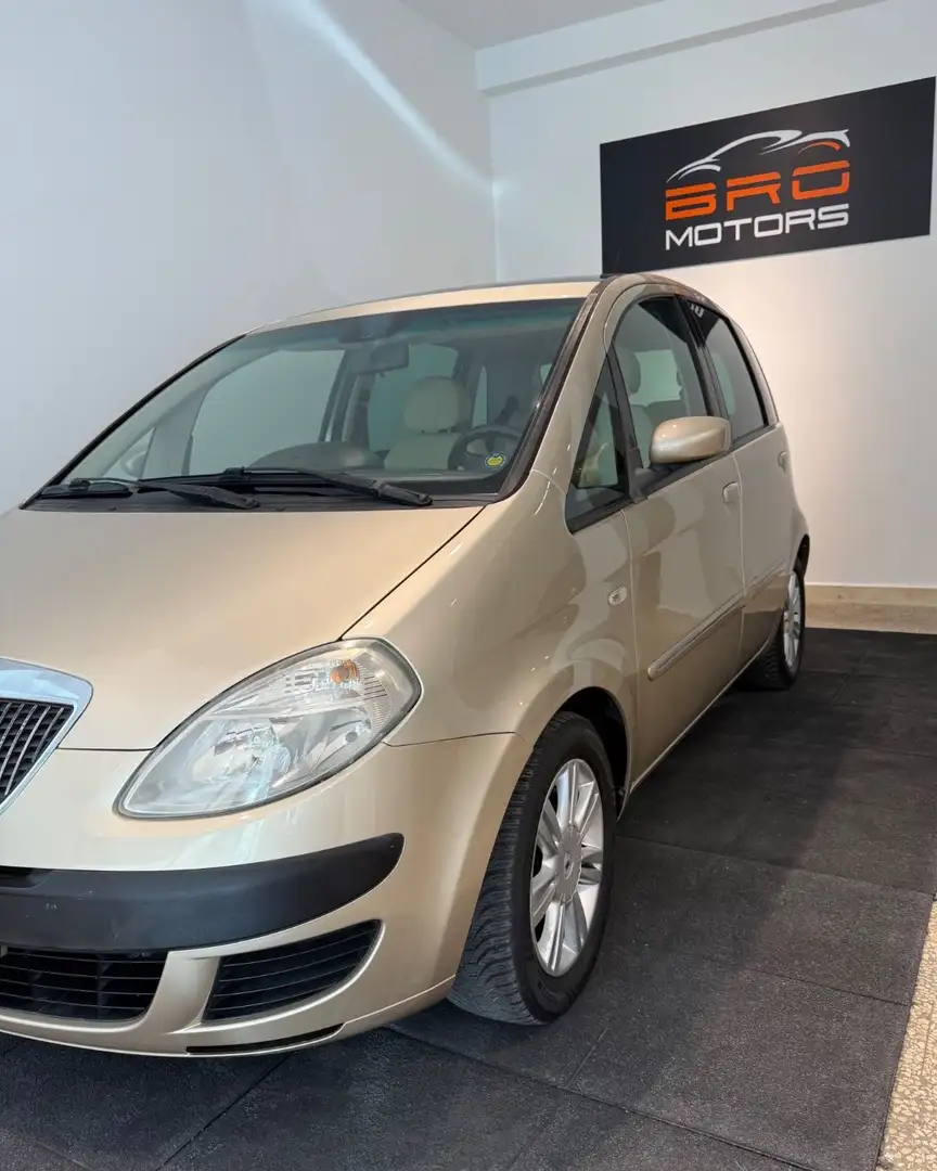 Lancia MUSA 1.3 multijed Platino Oro - 2