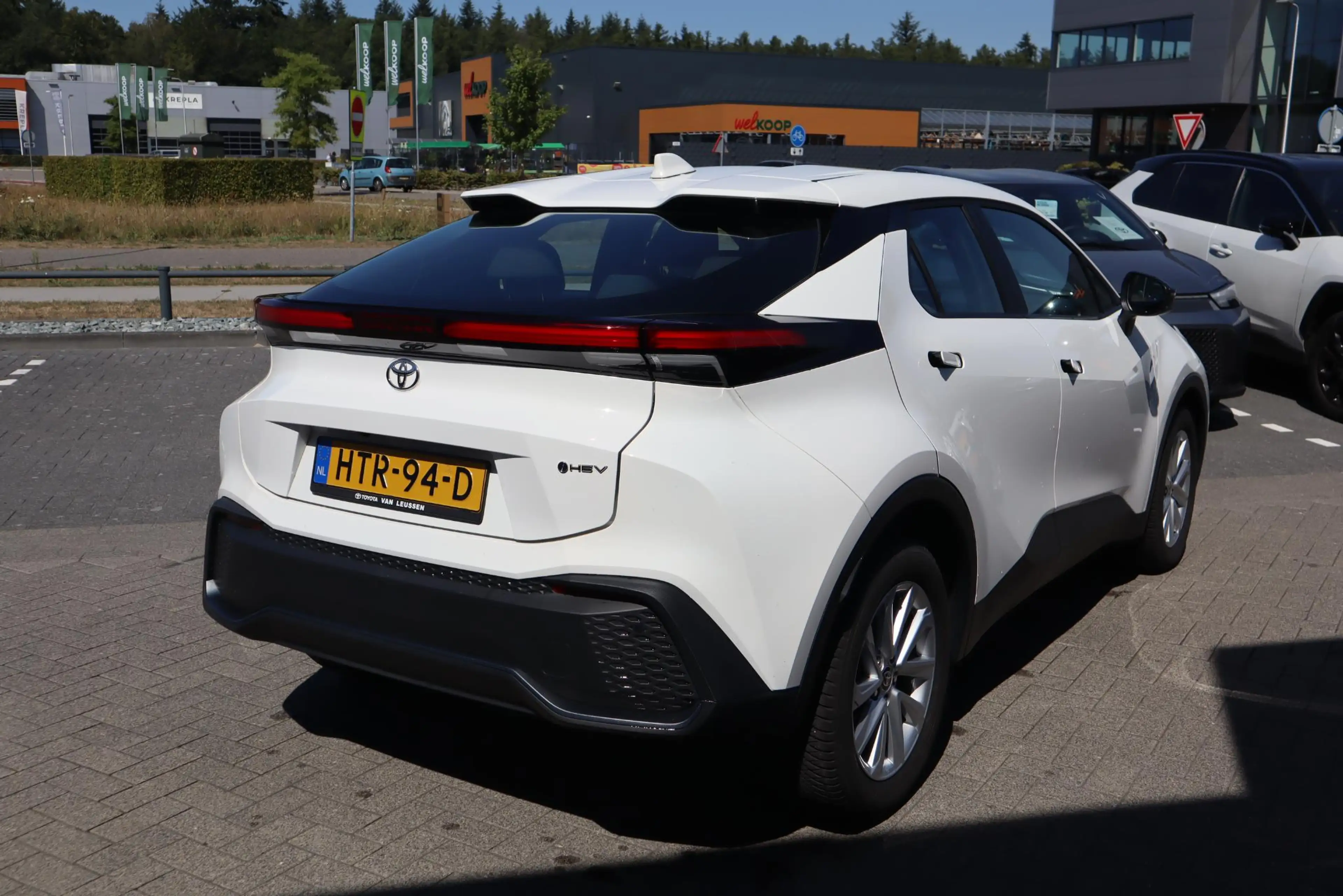 Toyota C-HR 1.8 HYBRID 140 1e EIGENAAR NL-AUTO — photo 6