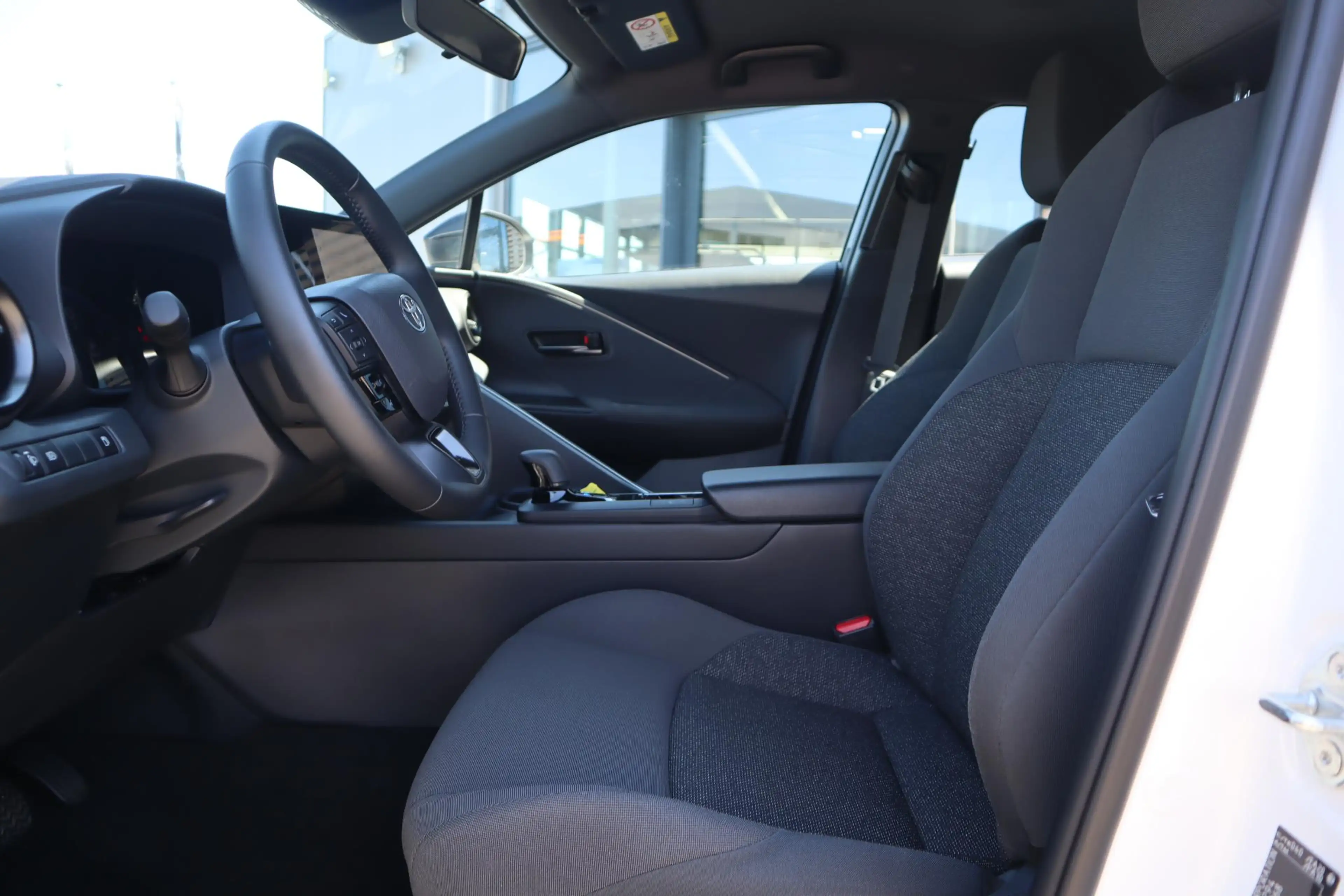 Toyota C-HR 1.8 HYBRID 140 1e EIGENAAR NL-AUTO — photo 15