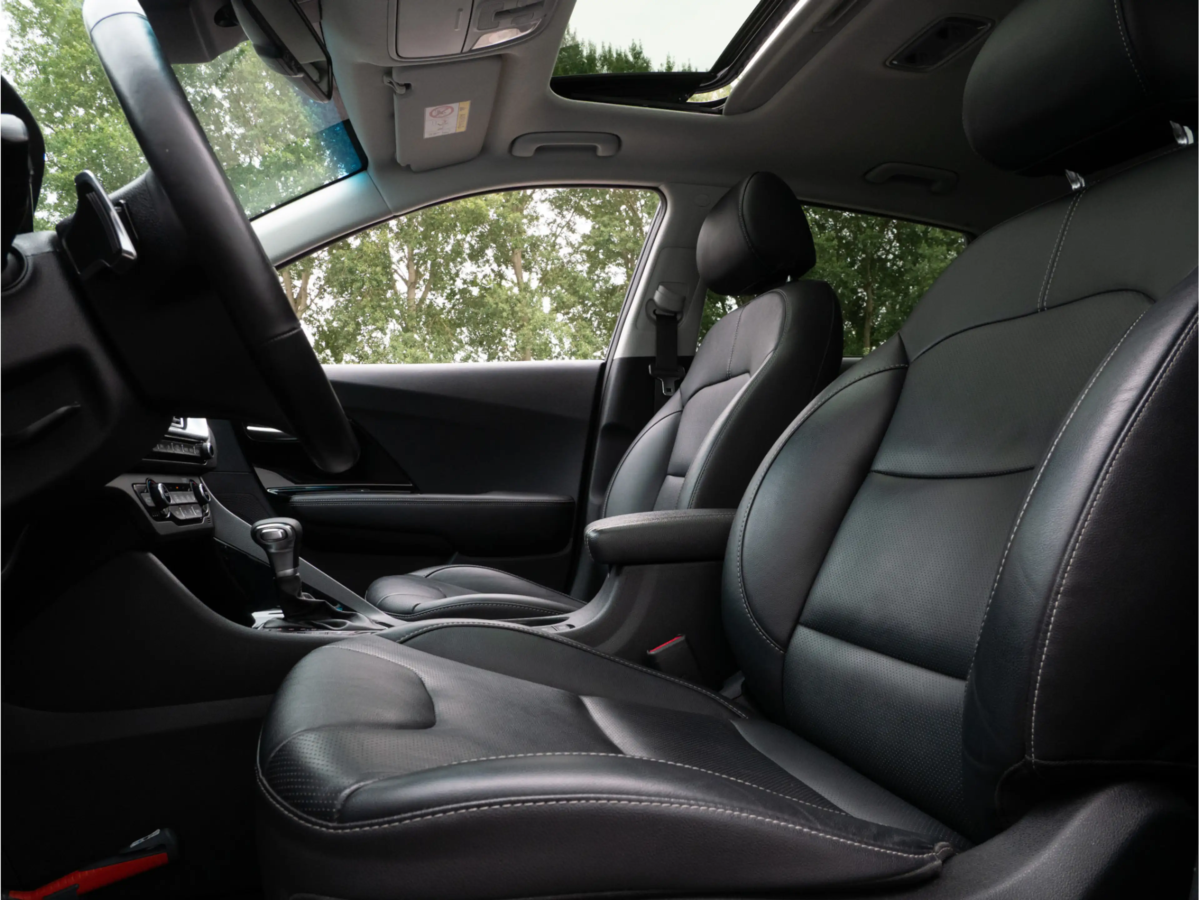 Kia Niro 1.6 GDi PHEV ExecutiveLine SOH 96% Trekhaak/ Leer/ — photo 12
