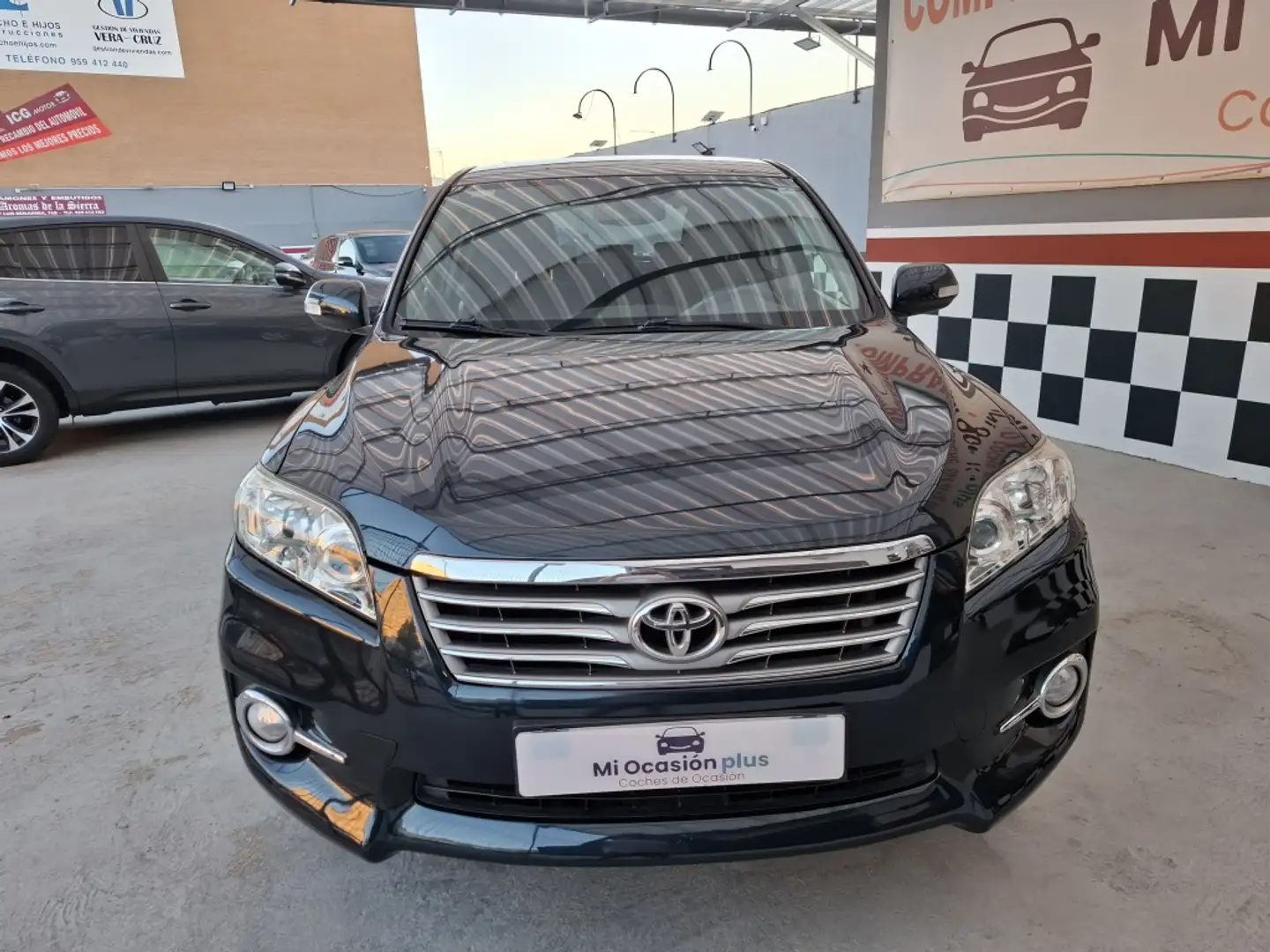 Toyota RAV4 2.2D-4D Advance 4x2 Azul - 2