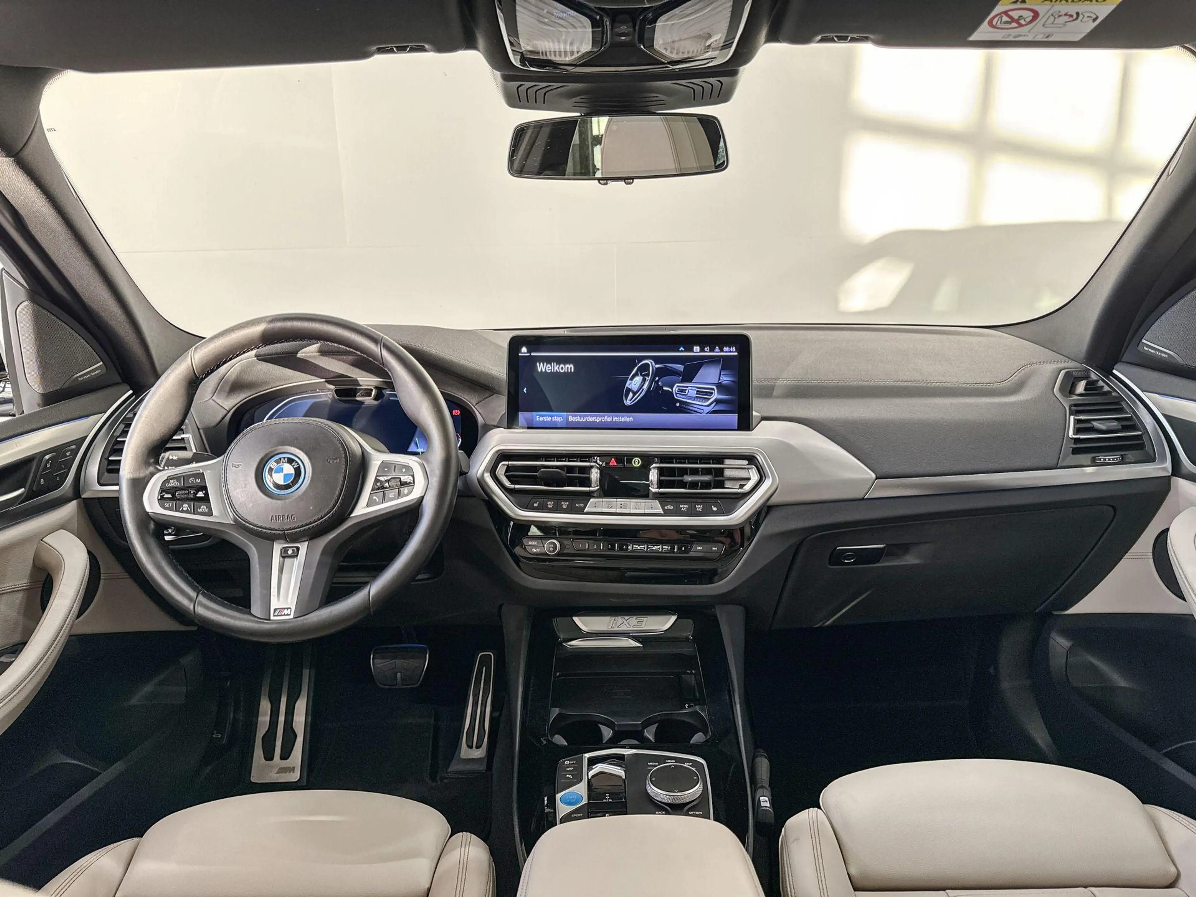 BMW iX3 High Executive — photo 11