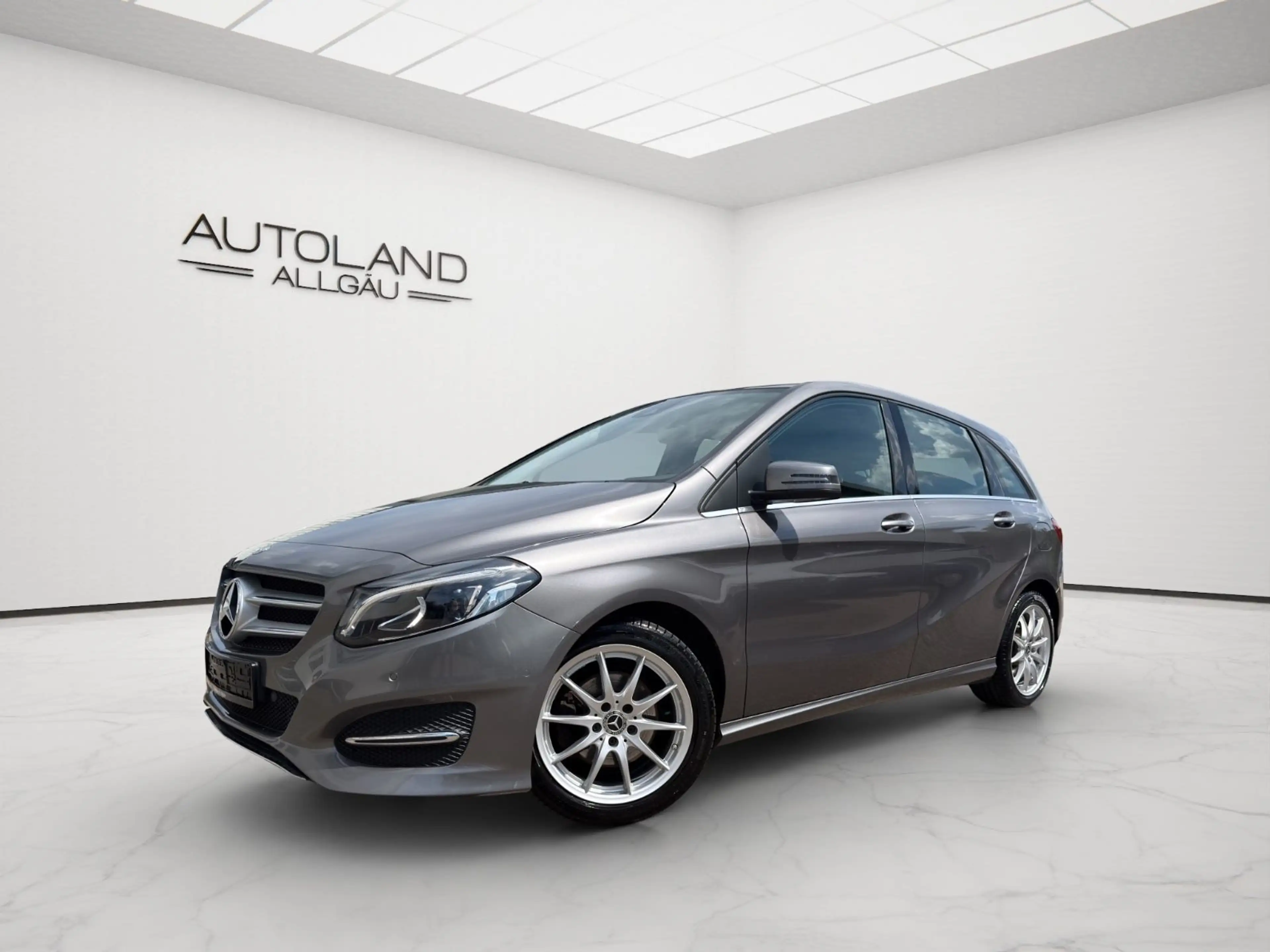Mercedes-Benz B 220 d 4Matic Urban *LED*NAVI*SHZ*PDC*