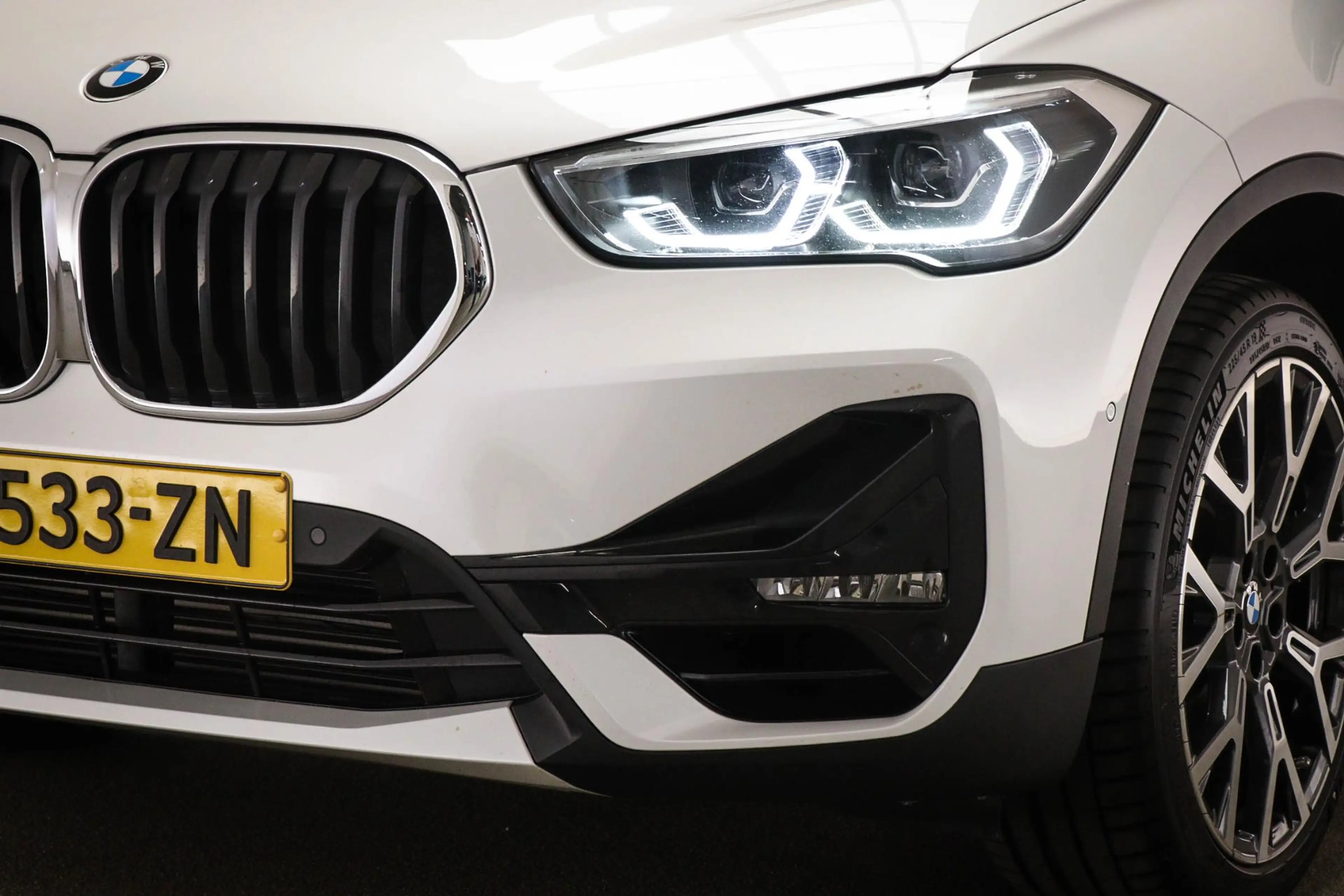 BMW X1 sDrive20i High Executive Edition | PANORAMADAK | H — photo 21